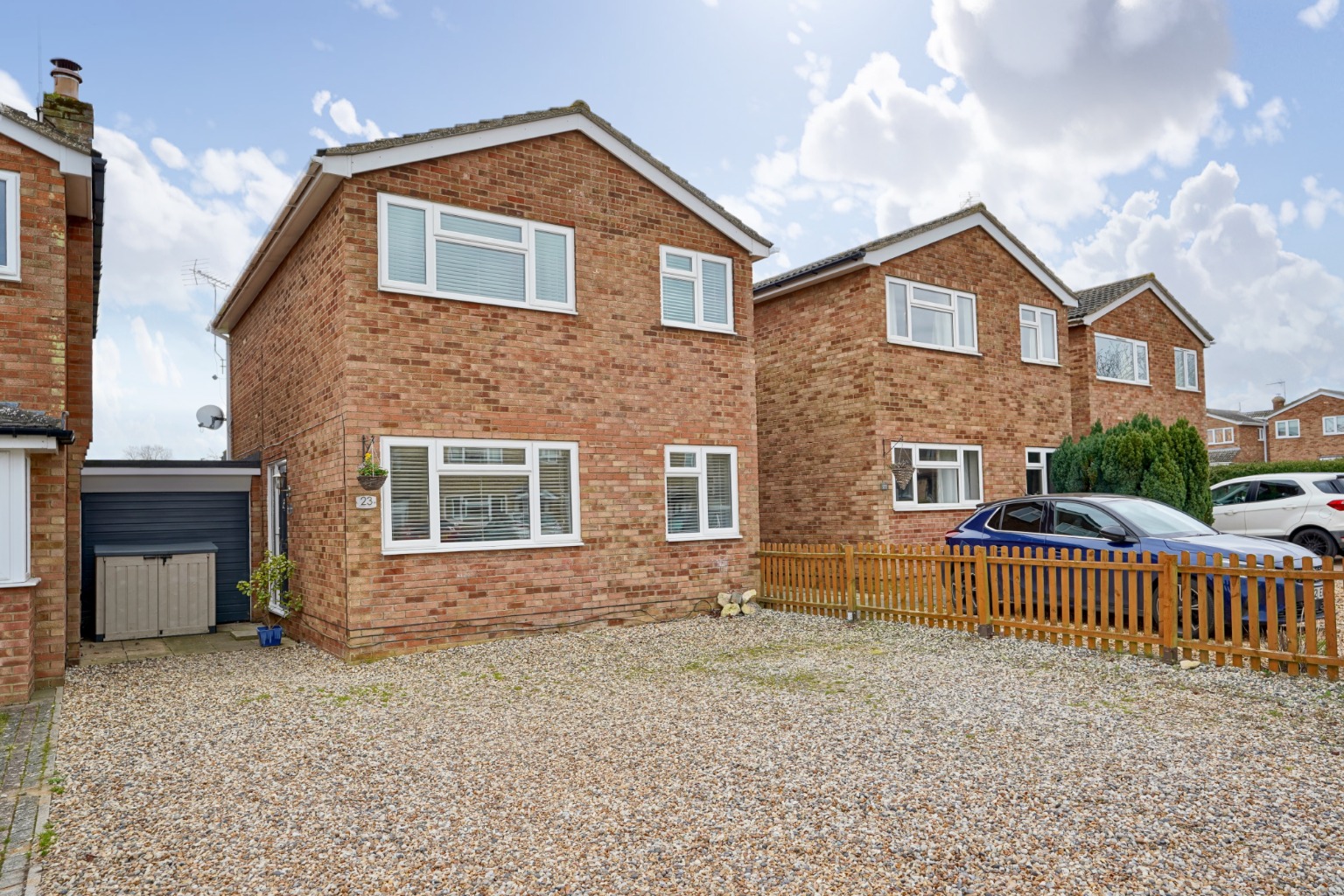 3 bed detached house for sale in Wheatley Crescent, Huntingdon - Property Image 1