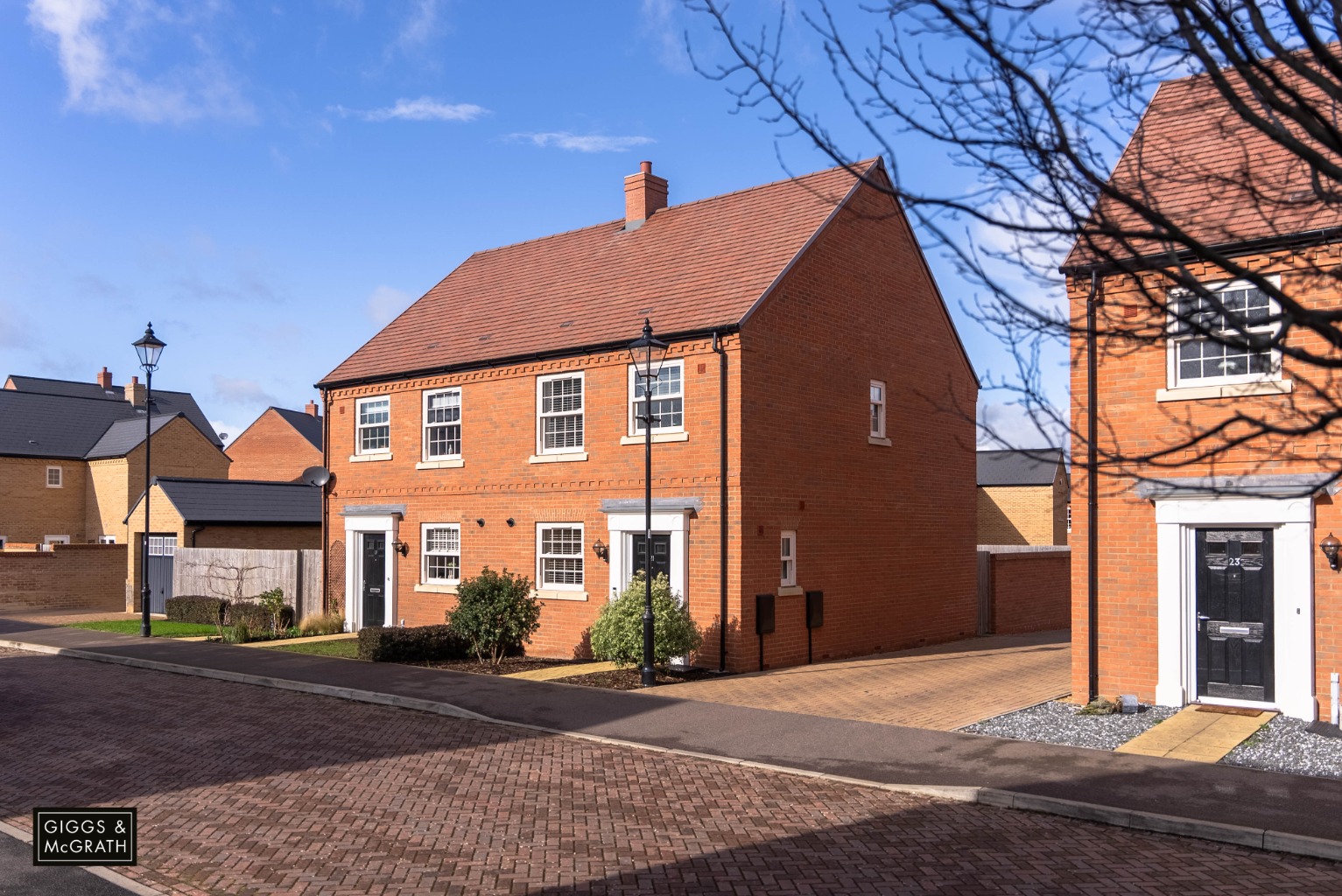 3 bed semi-detached house for sale in Hetley Close, Huntingdon, PE28