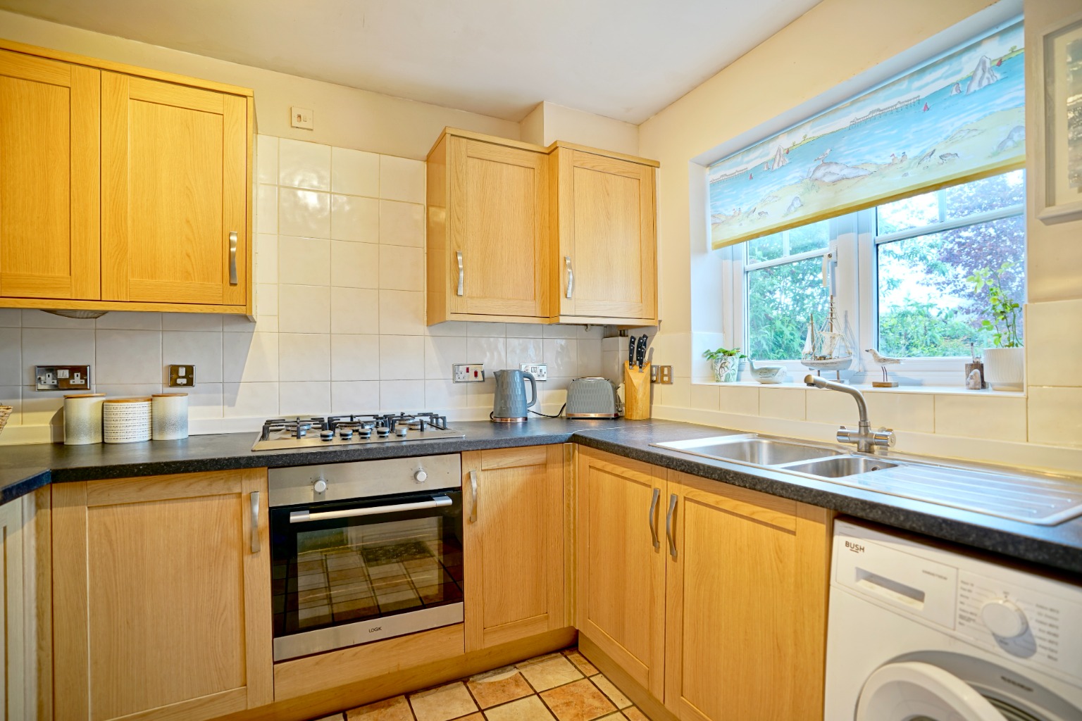3 bed detached house for sale in Sumerling Way, Huntingdon  - Property Image 3