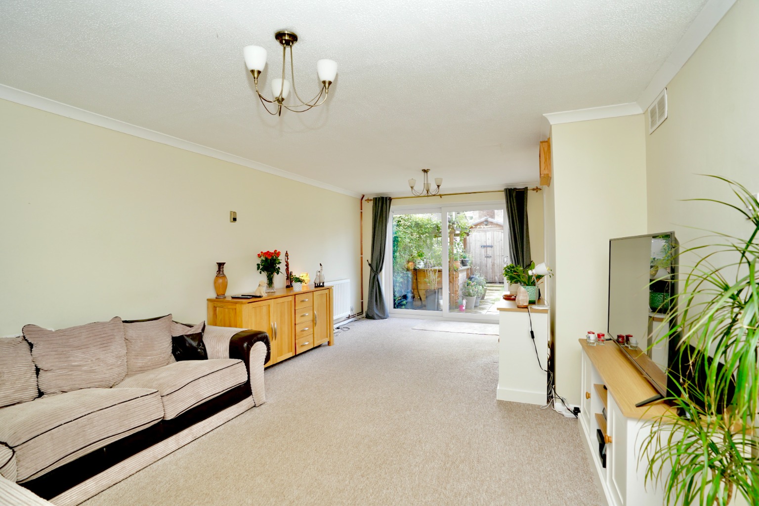 4 bed end of terrace house for sale in Pennway, Huntingdon  - Property Image 3