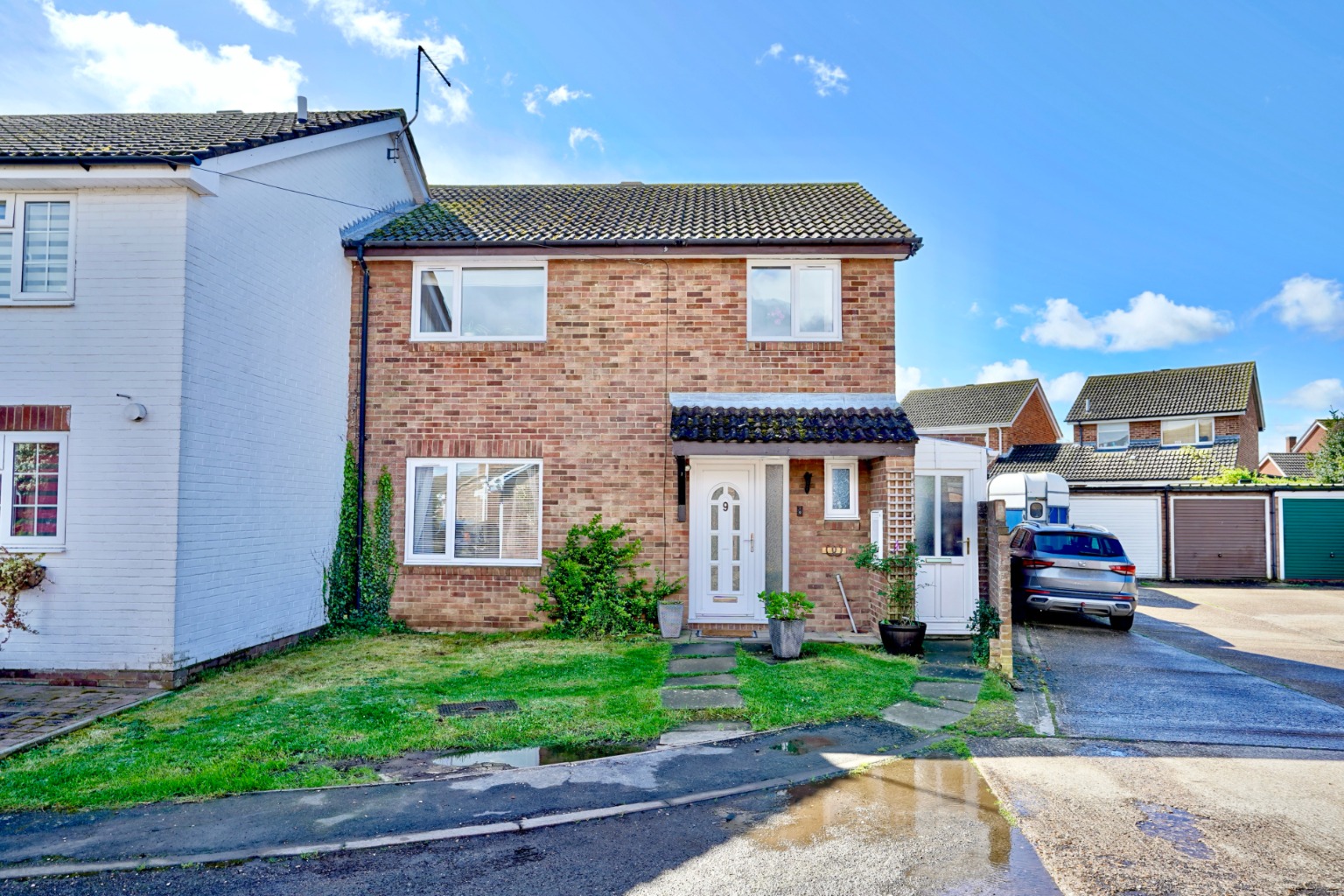 4 bed end of terrace house for sale in Pennway, Huntingdon  - Property Image 1