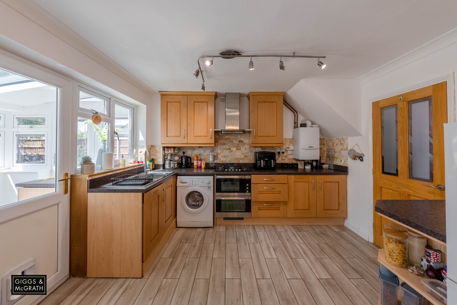 3 bed semi-detached house for sale in Miller Way, Huntingdon  - Property Image 6