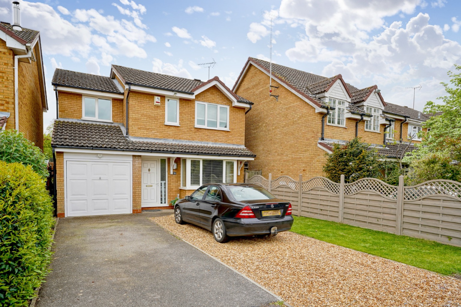 4 bed detached house for sale in Lake Way, Huntingdon  - Property Image 1