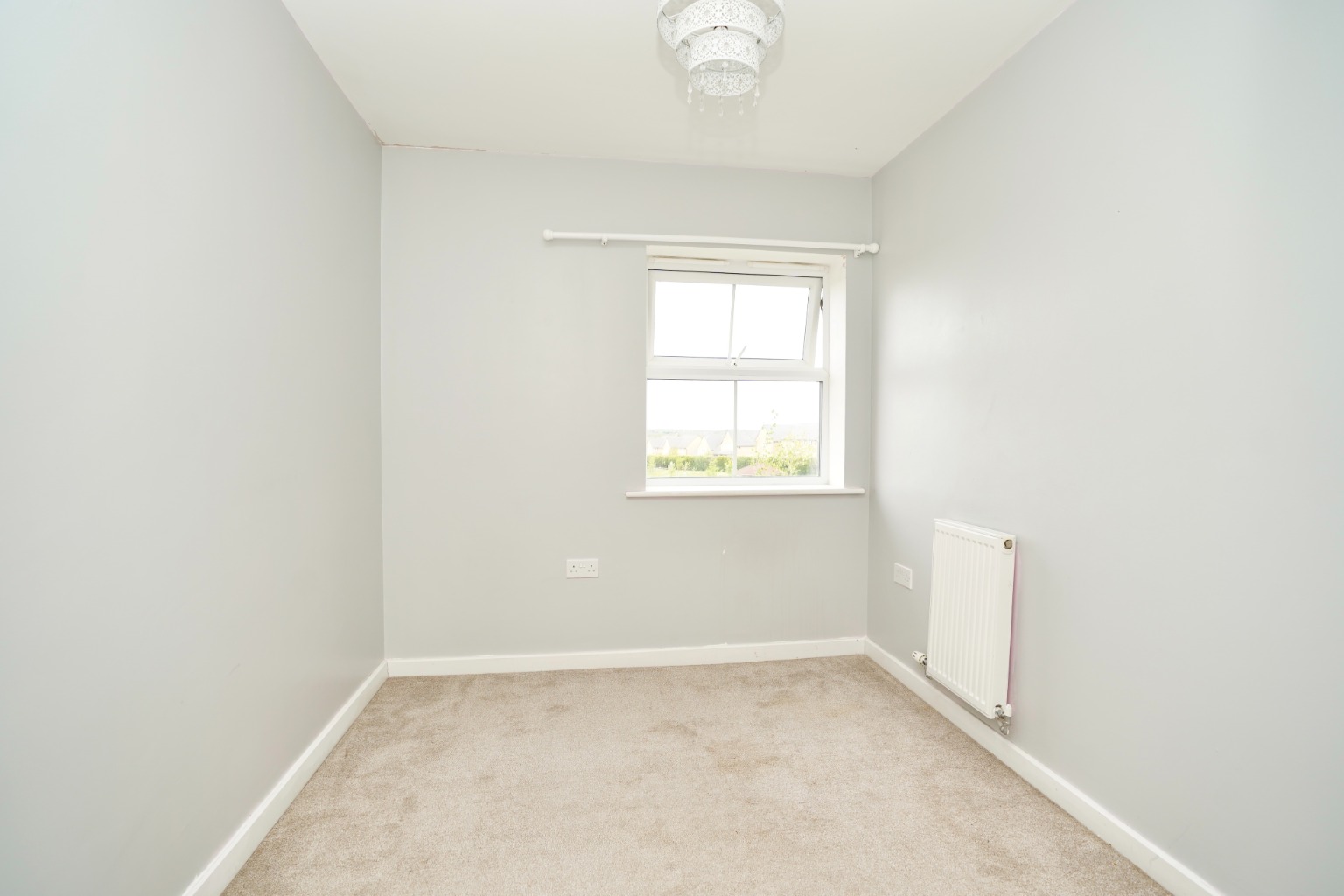 3 bed semi-detached house for sale in Gumcester Way, Huntingdon 8