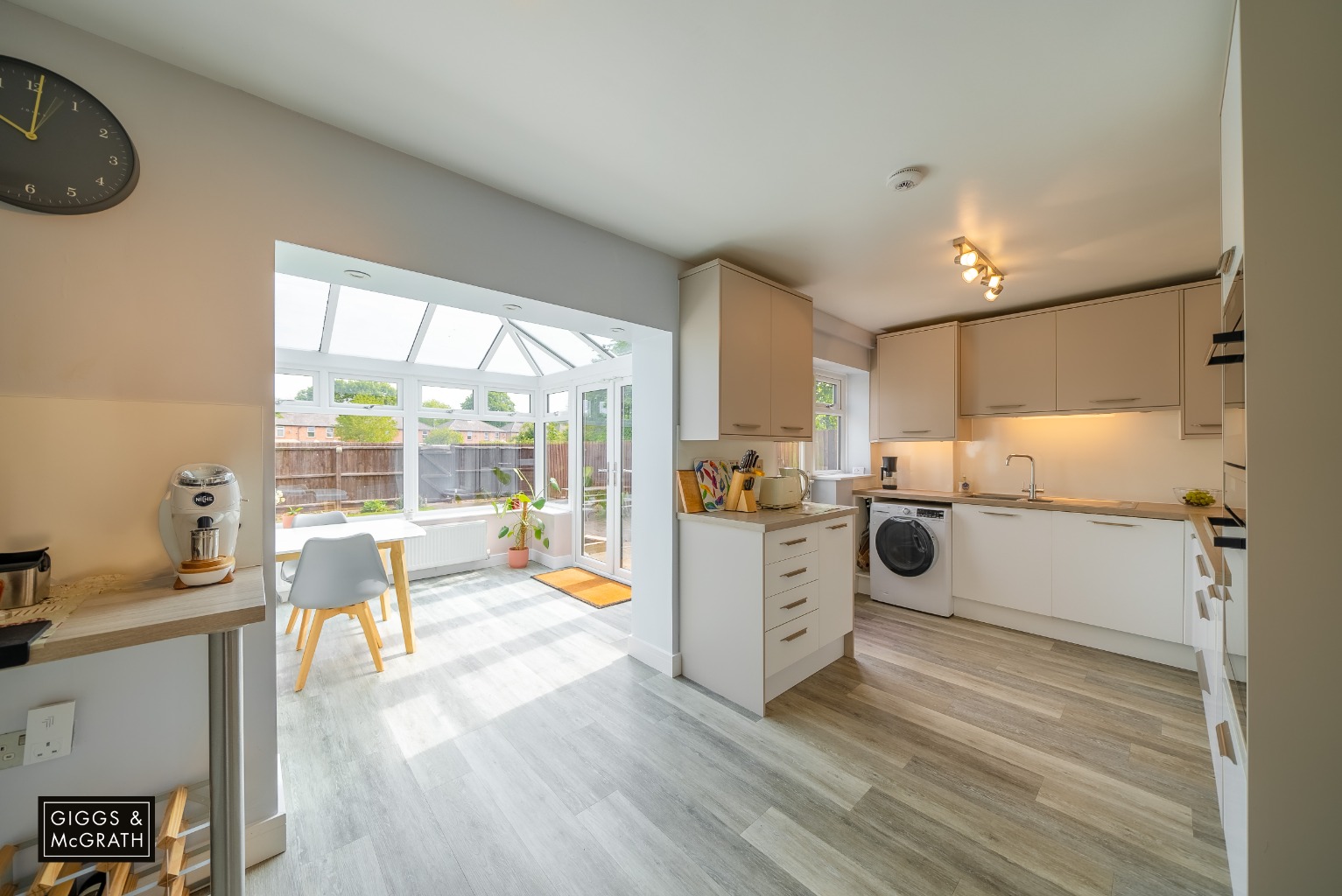 3 bed semi-detached house for sale in Anderson Crescent, Huntingdon 7