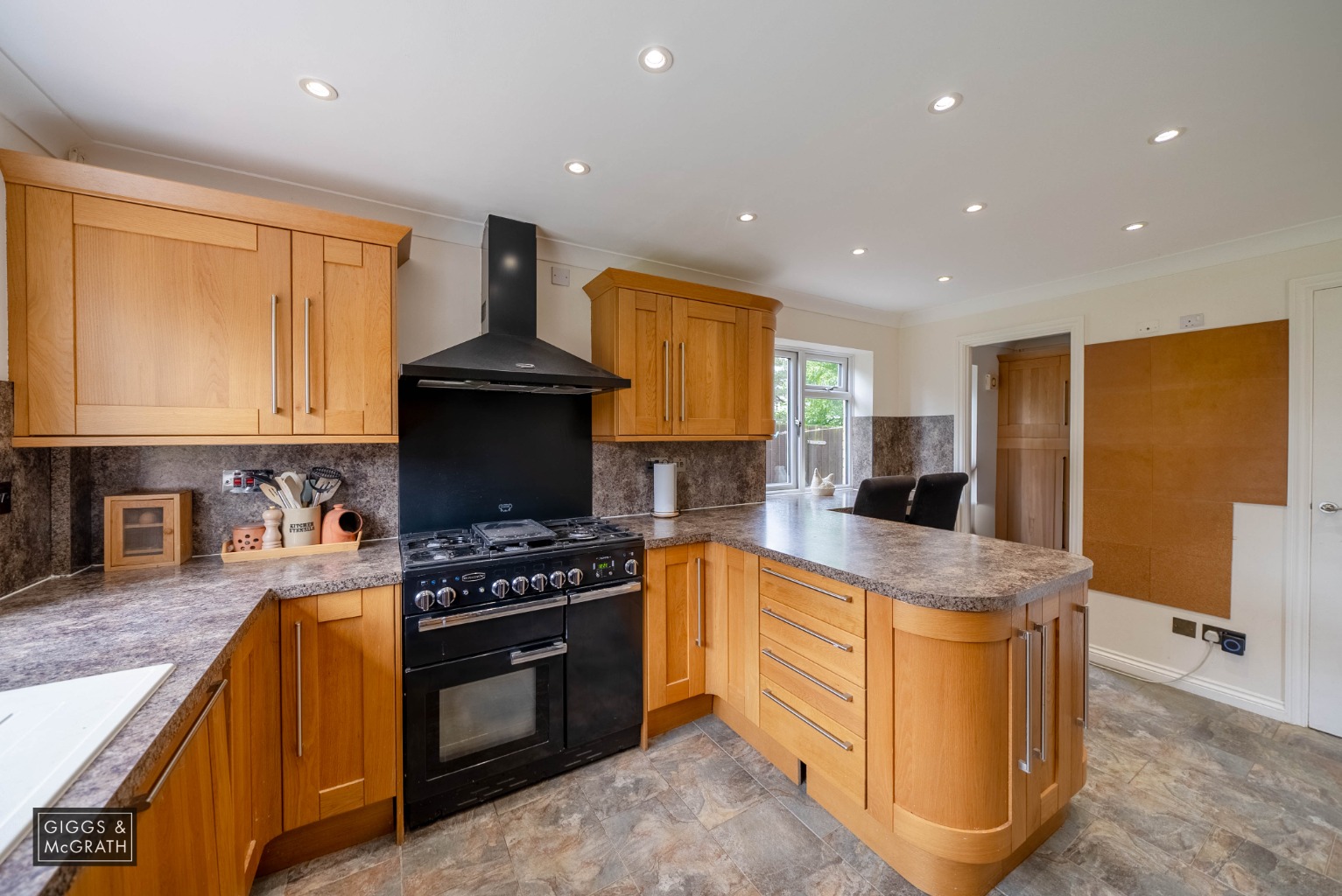 4 bed detached house for sale in Blyton Road, Cambridge  - Property Image 4