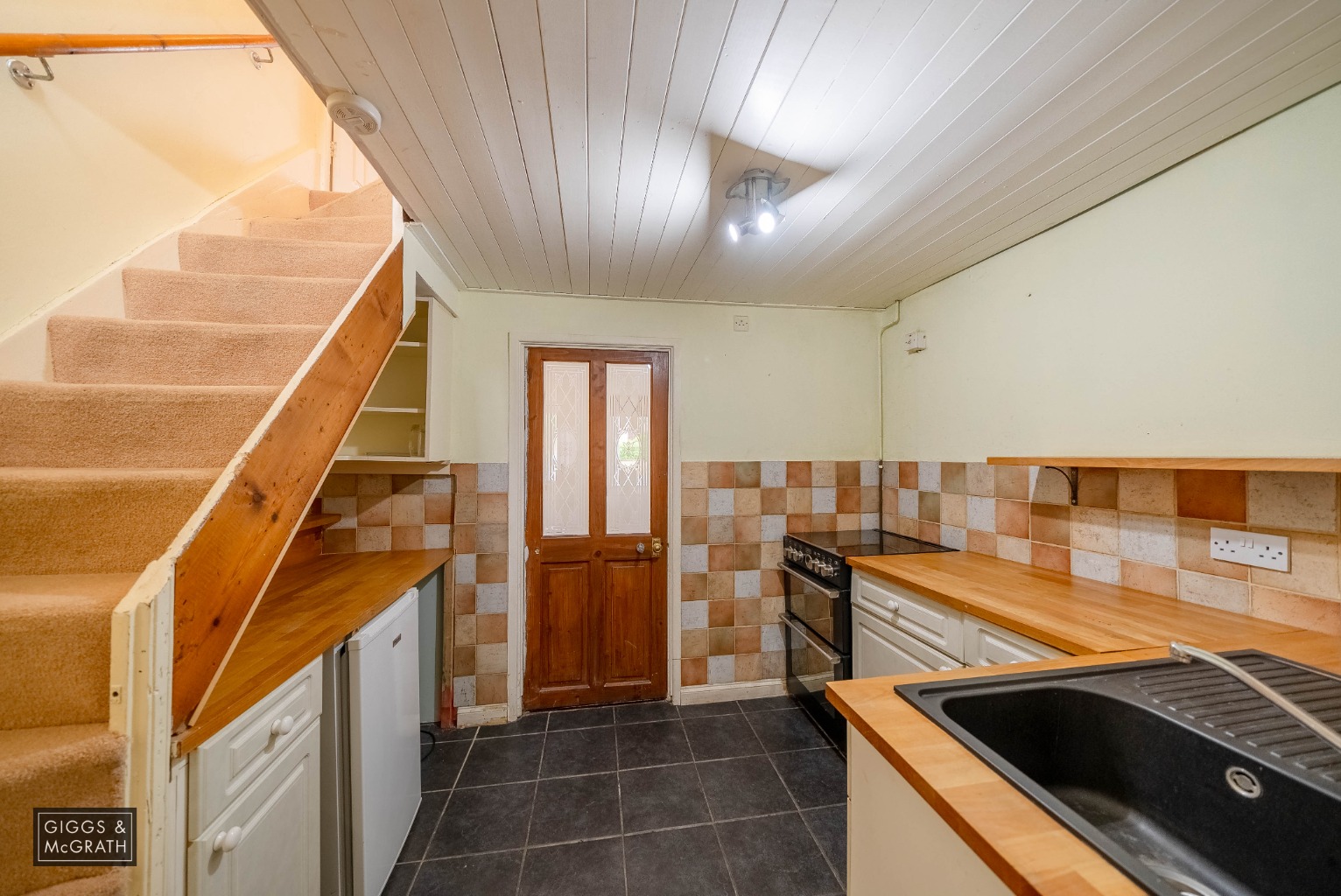 2 bed terraced house for sale in Ramsey Road, Huntingdon  - Property Image 6