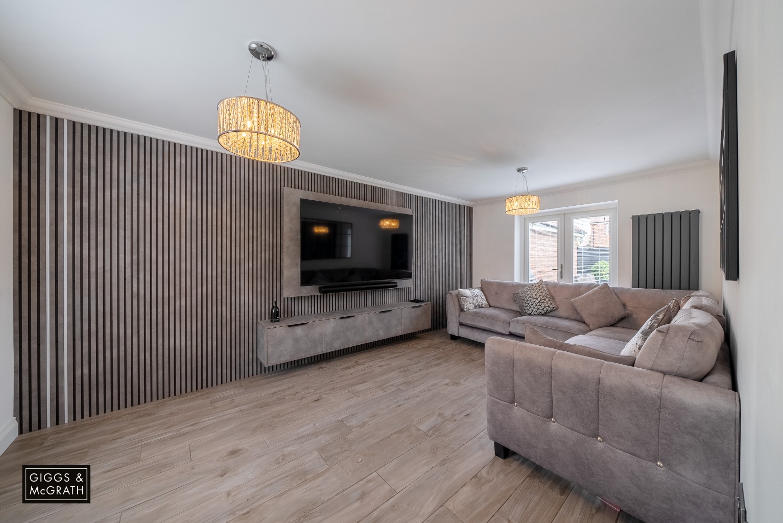 4 bed link detached house for sale in Pople Drive, Huntingdon 1