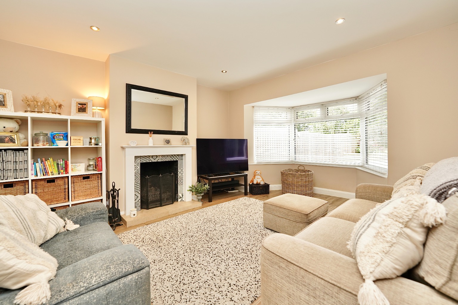 4 bed semi-detached house for sale in Hill Estate, Huntingdon 4