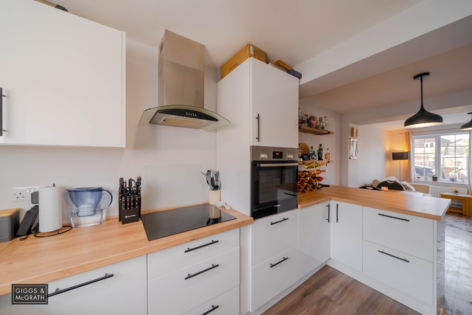 2 bed terraced house for sale in Homestead, Huntingdon  - Property Image 2