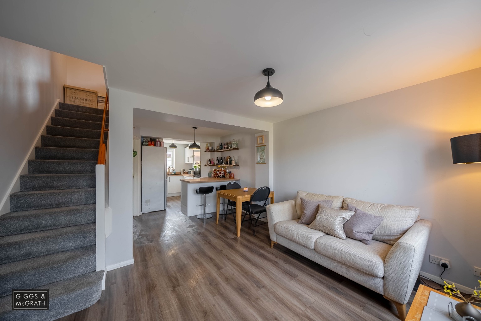 2 bed terraced house for sale in Homestead, Huntingdon 2