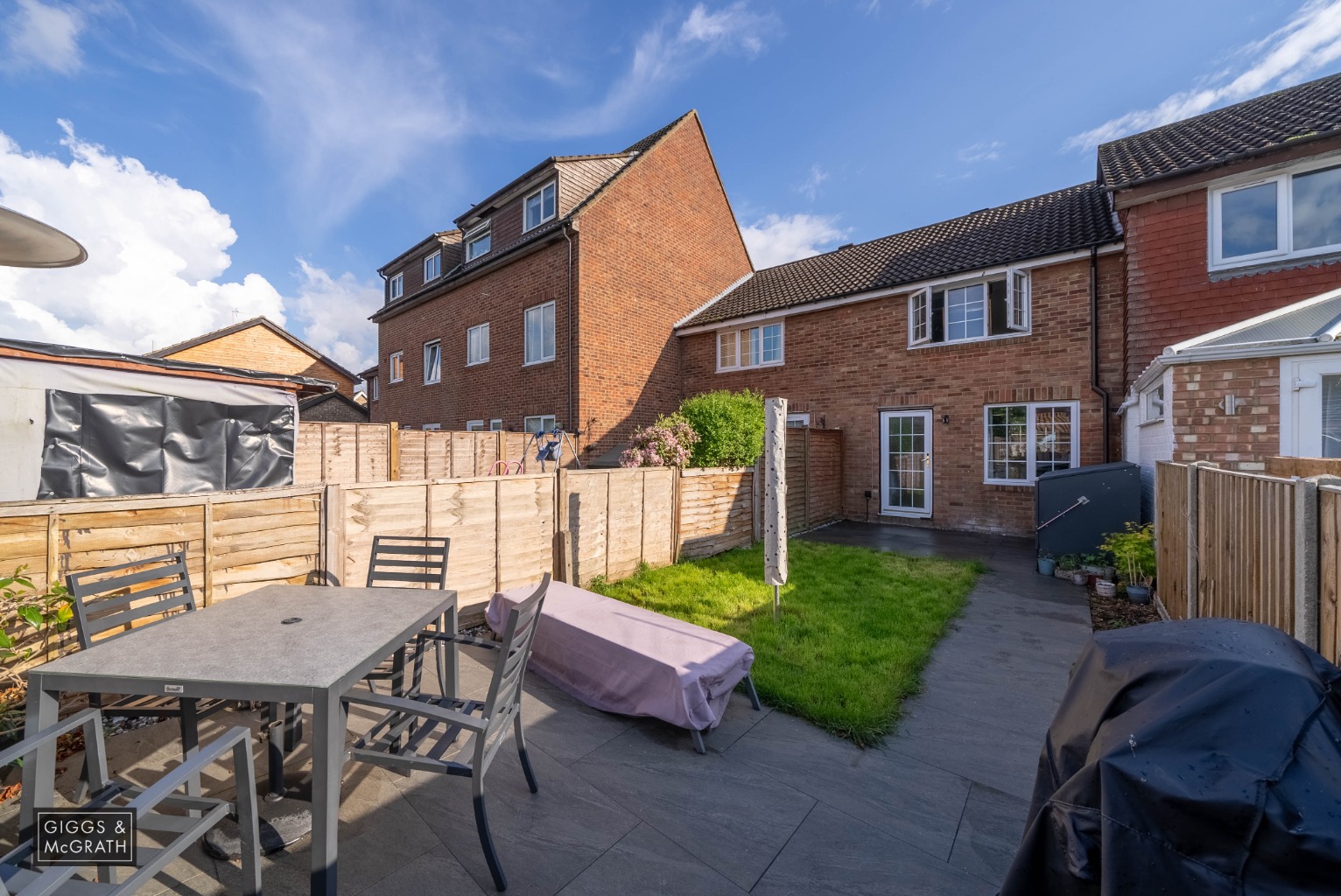 2 bed terraced house for sale in Homestead, Huntingdon 12