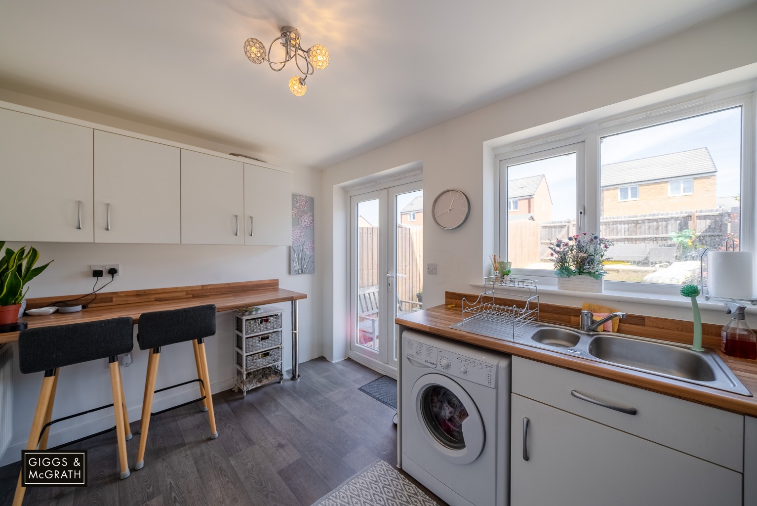3 bed end of terrace house for sale in Christie Drive, Huntingdon 3