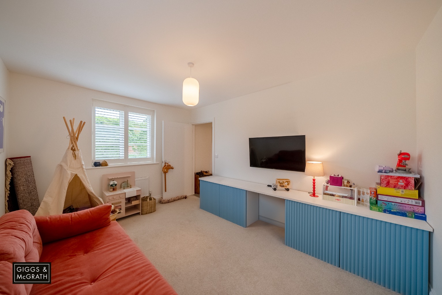 3 bed end of terrace house for sale in The Green, Huntingdon  - Property Image 8