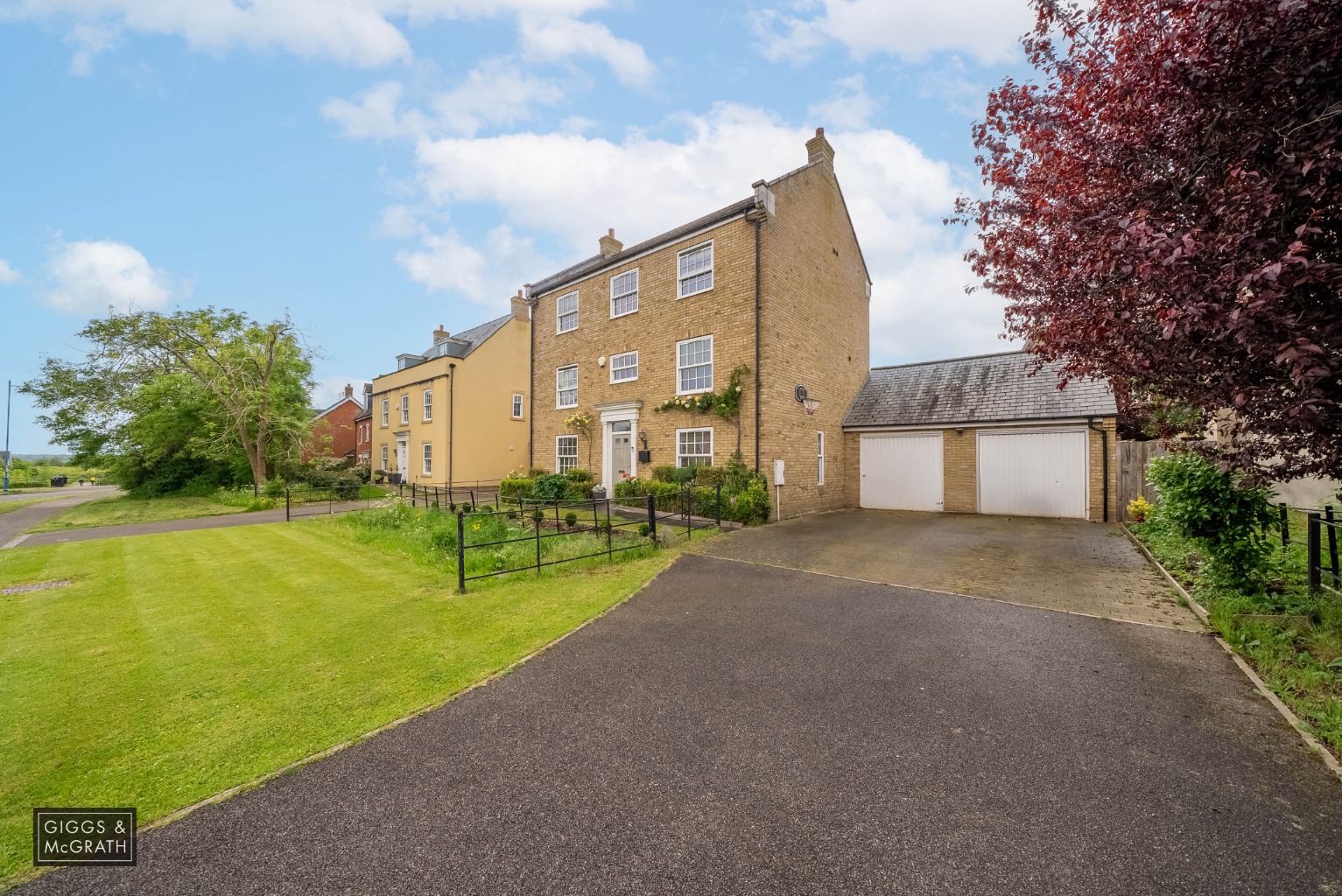 5 bed detached house for sale in Jeavons Lane, Cambridge  - Property Image 1