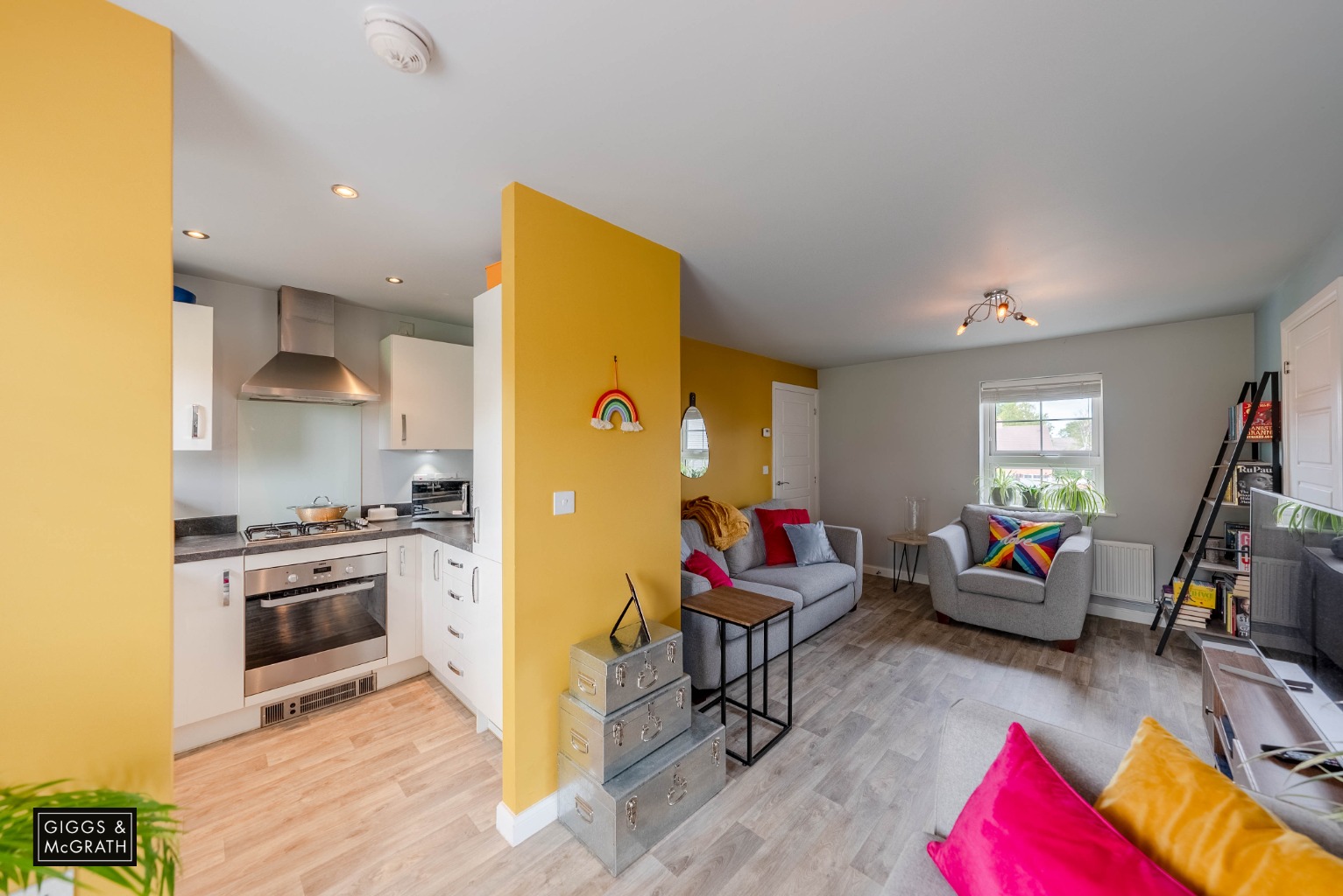 1 bed flat for sale in Knights Way  - Property Image 5