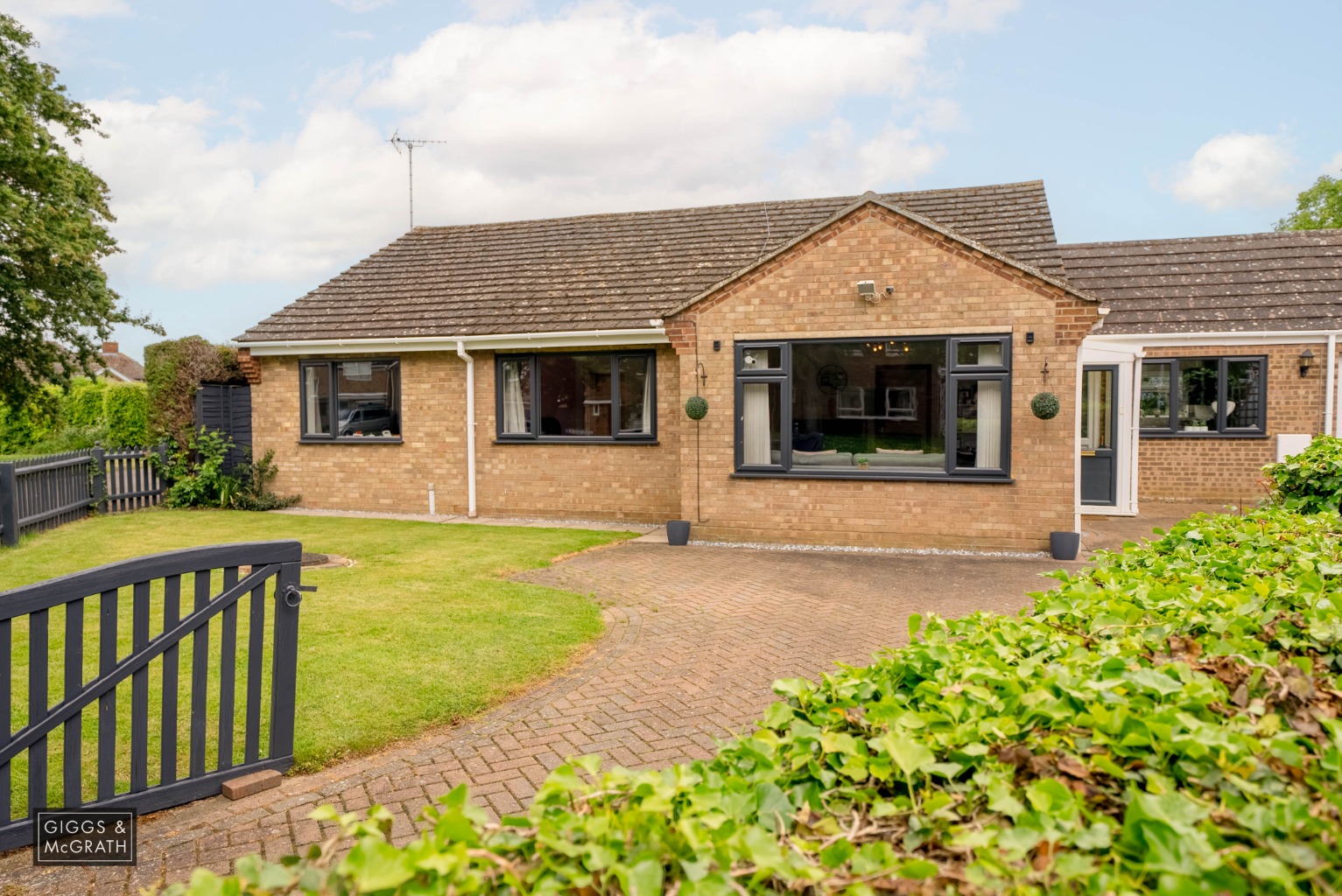 4 bed detached bungalow for sale in Windsor Drive, Huntingdon  - Property Image 17