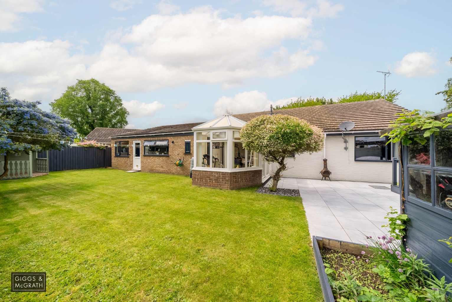 4 bed detached bungalow for sale in Windsor Drive, Huntingdon  - Property Image 4