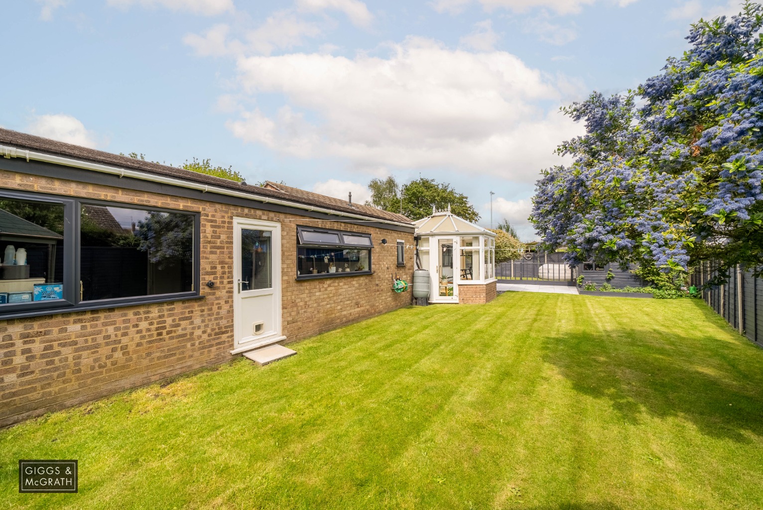 4 bed detached bungalow for sale in Windsor Drive, Huntingdon  - Property Image 15