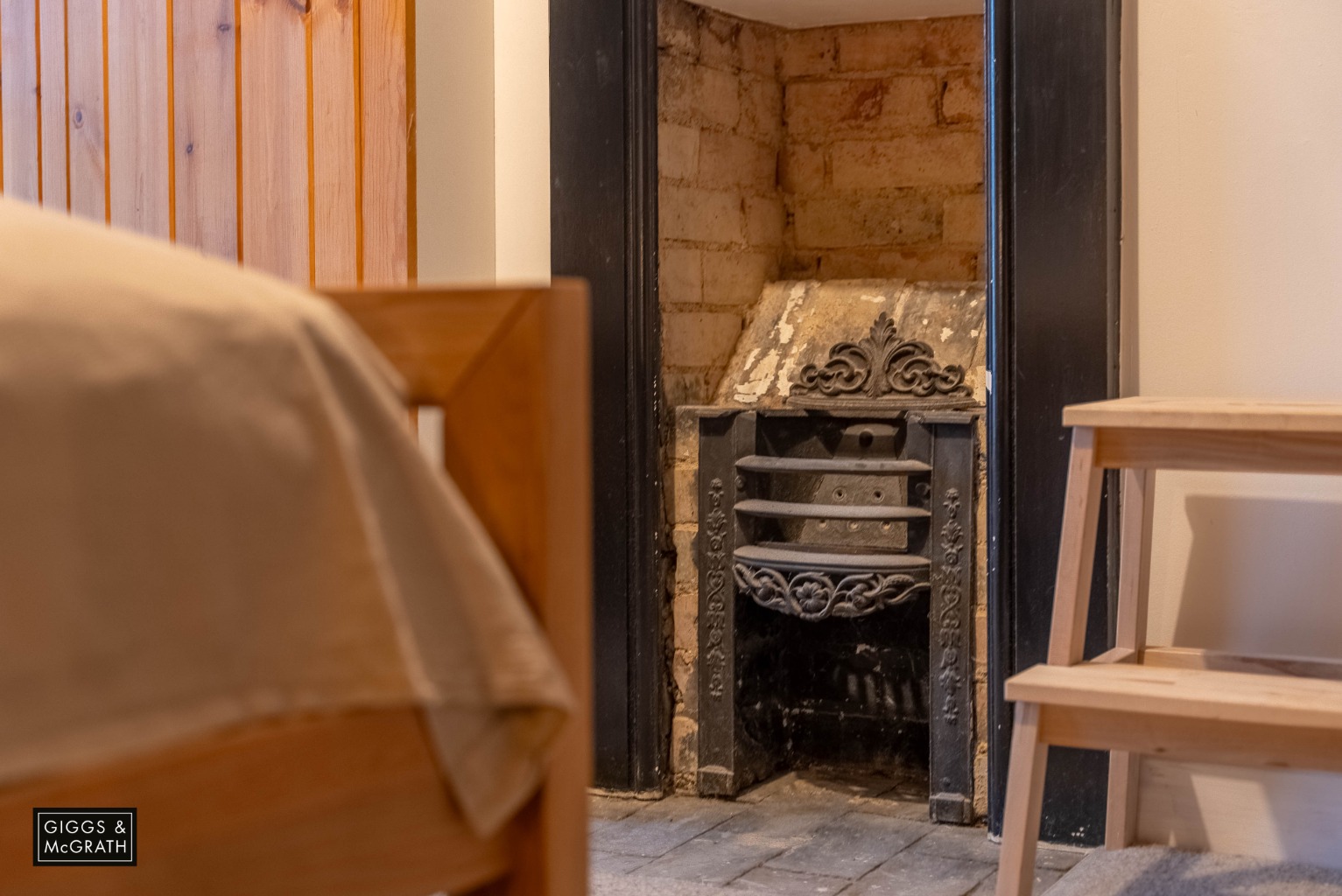 2 bed end of terrace house for sale in London Street, Huntingdon 11