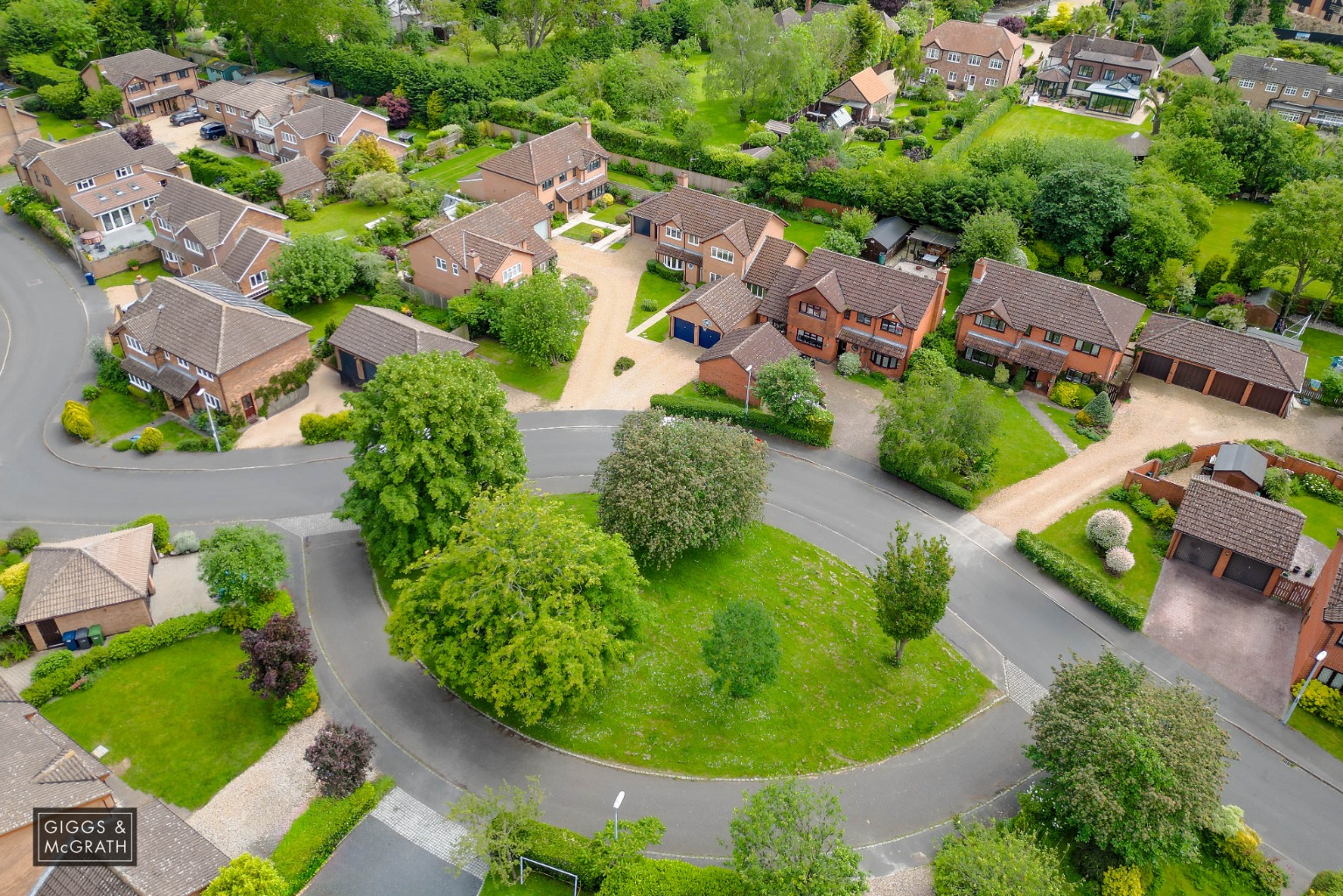 4 bed detached house for sale in Audley Close, St. Ives 3