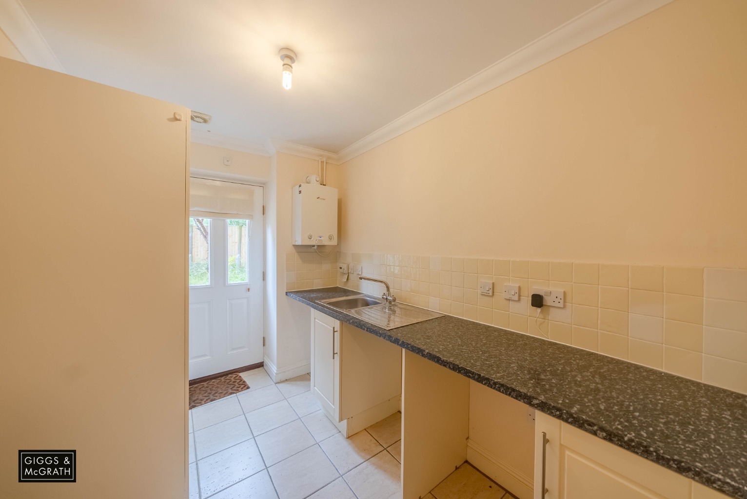 5 bed end of terrace house for sale in South Park Drive, Cambridge  - Property Image 7