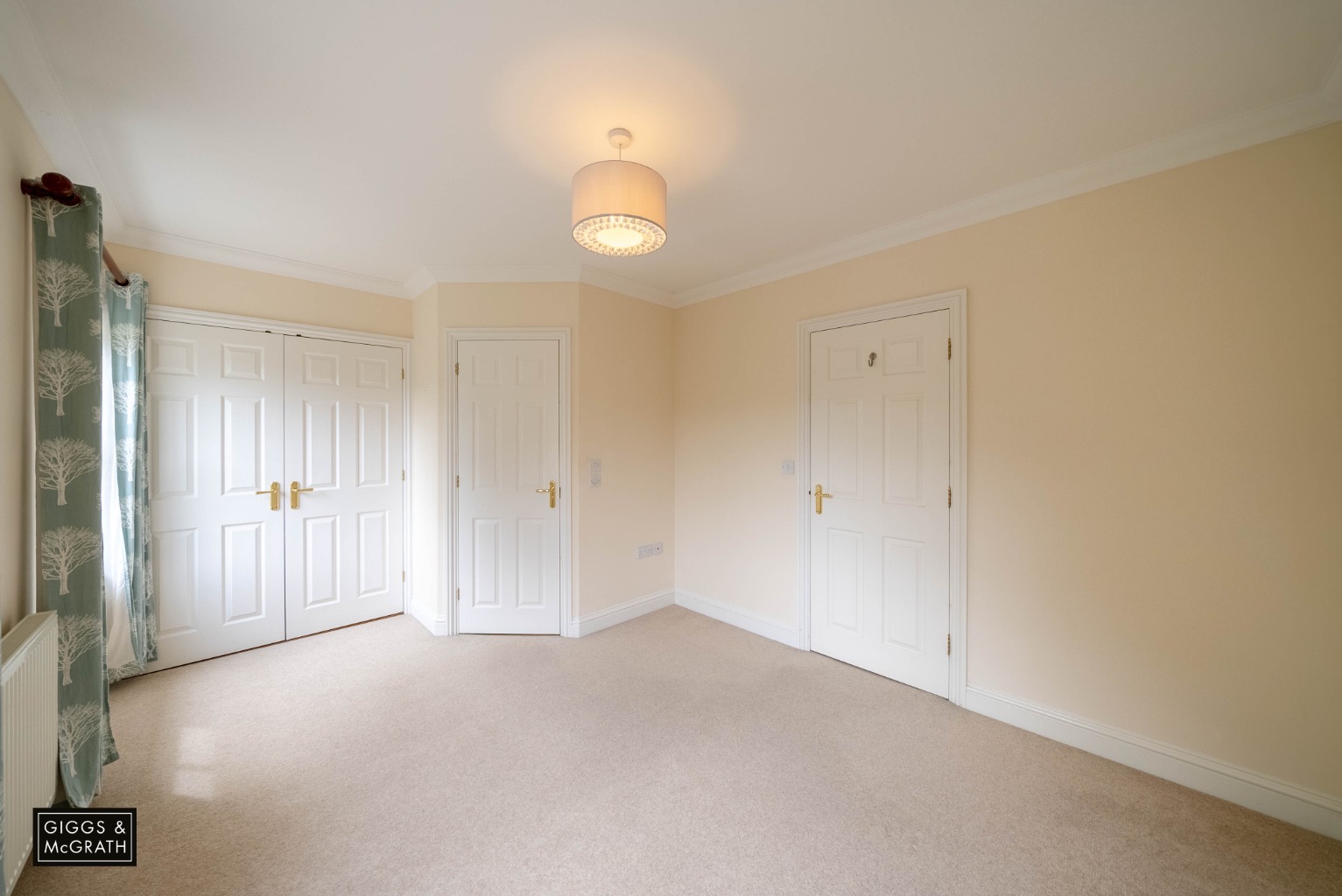 5 bed end of terrace house for sale in South Park Drive, Cambridge  - Property Image 10