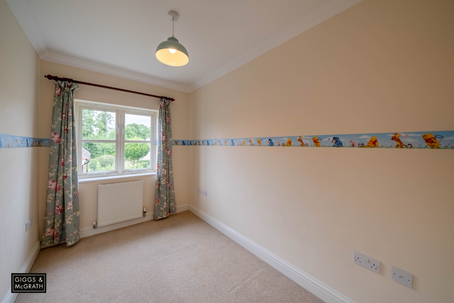 5 bed end of terrace house for sale in South Park Drive, Cambridge 12