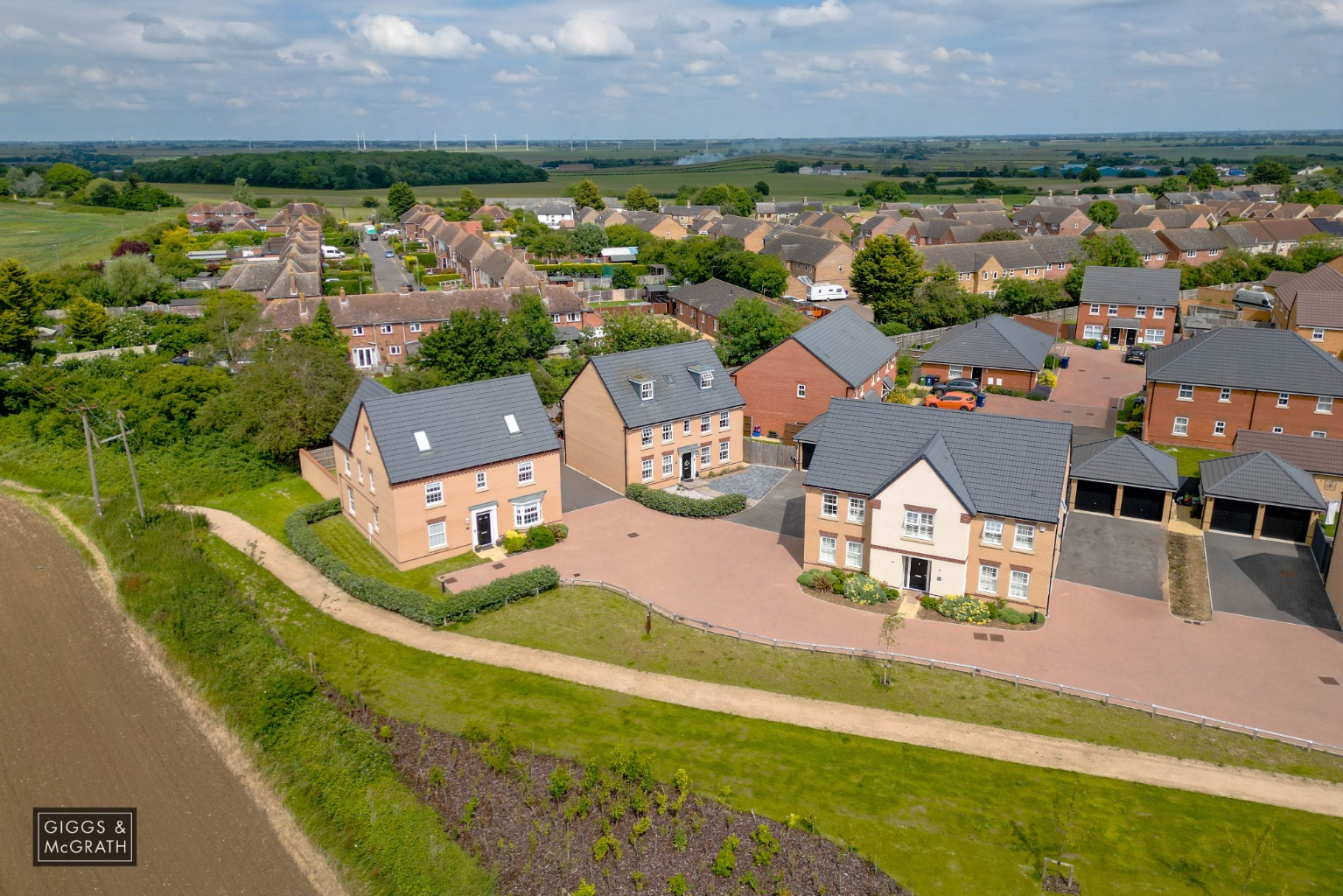 5 bed detached house for sale in Saxon Way, Cambridgeshire  - Property Image 26