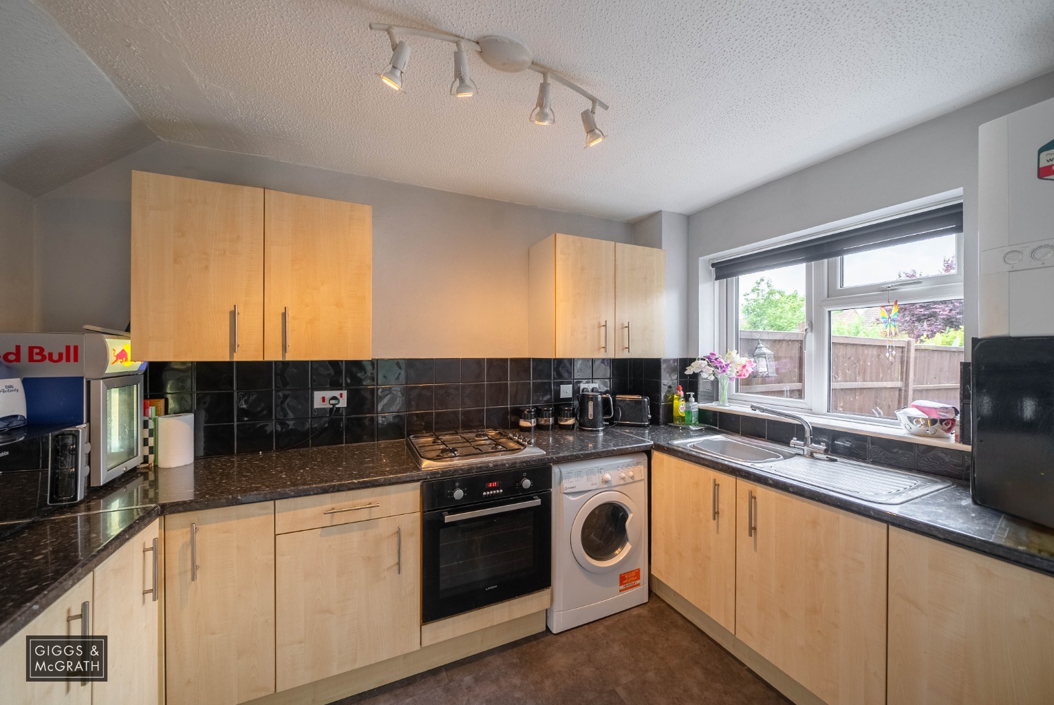 3 bed terraced house for sale in Cam Close  - Property Image 3