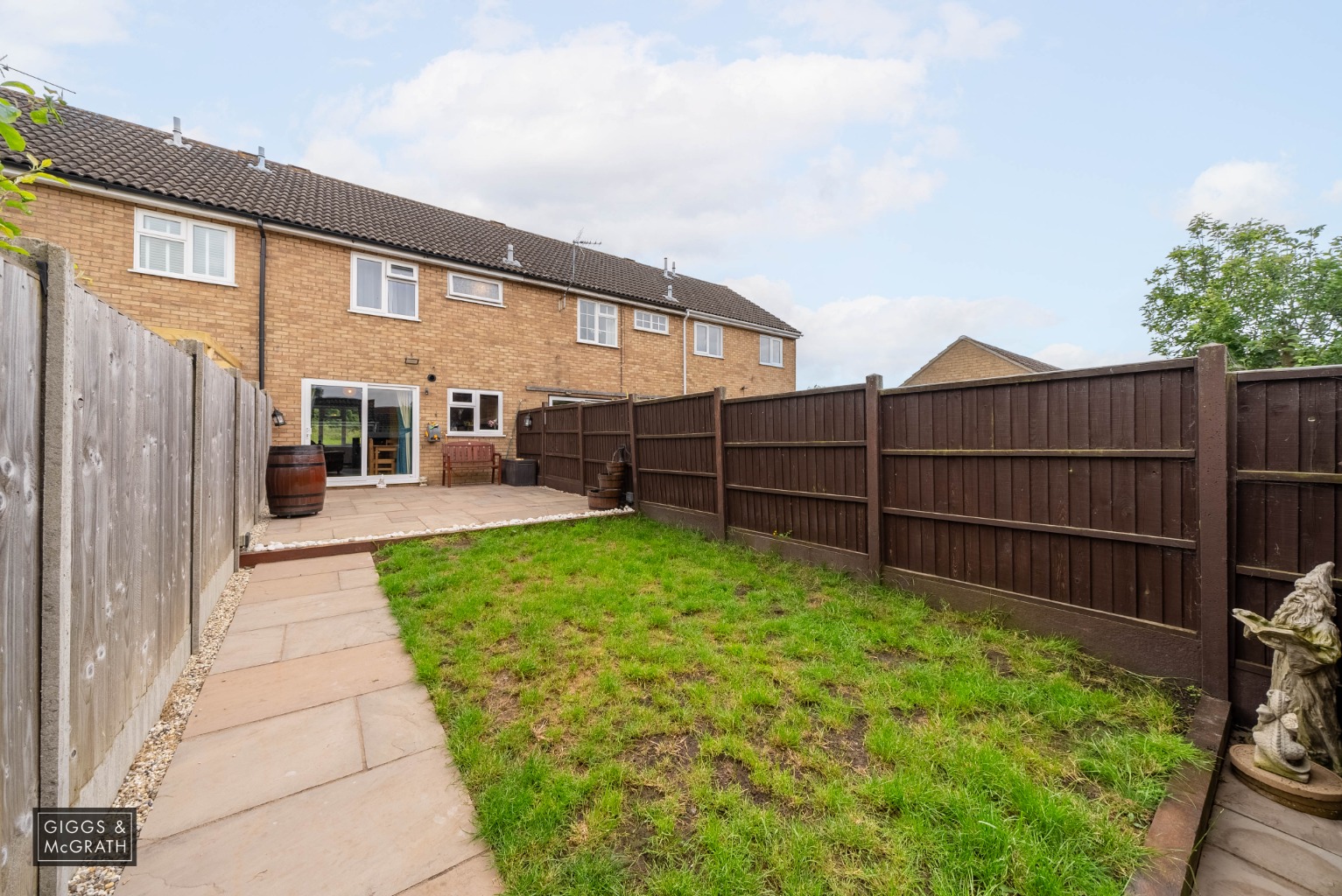 3 bed terraced house for sale in Cam Close  - Property Image 9