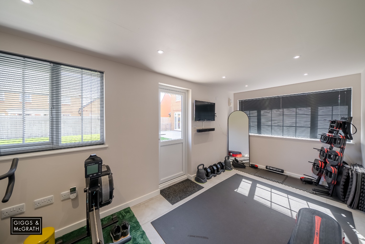 5 bed detached house for sale in Eldrida Drive, Huntingdon 22