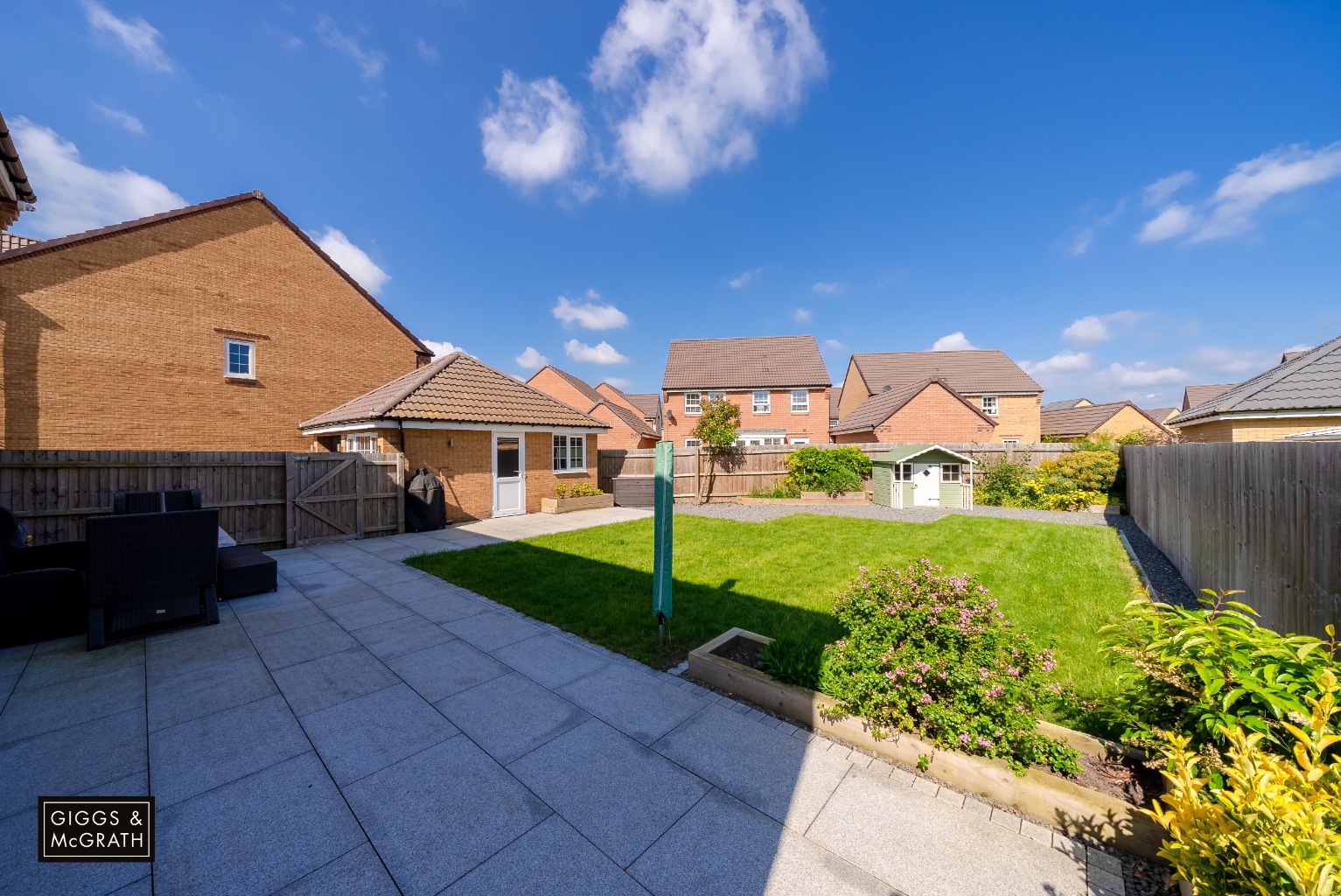 5 bed detached house for sale in Eldrida Drive, Huntingdon  - Property Image 2