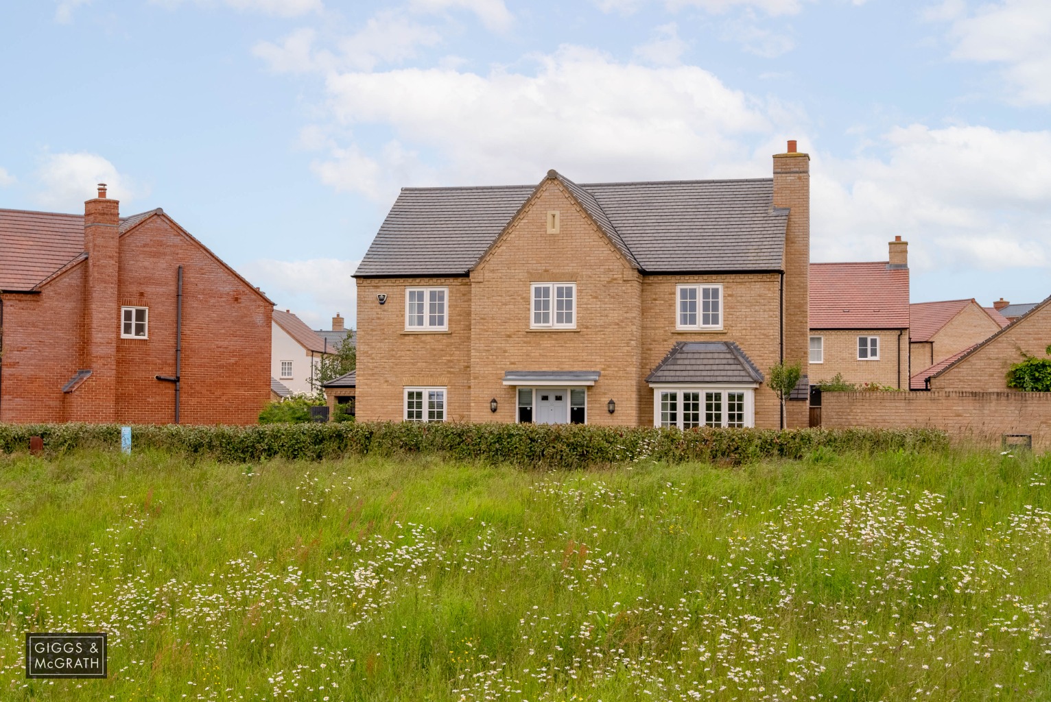 4 bed detached house for sale in Somning Close, Huntingdon  - Property Image 1