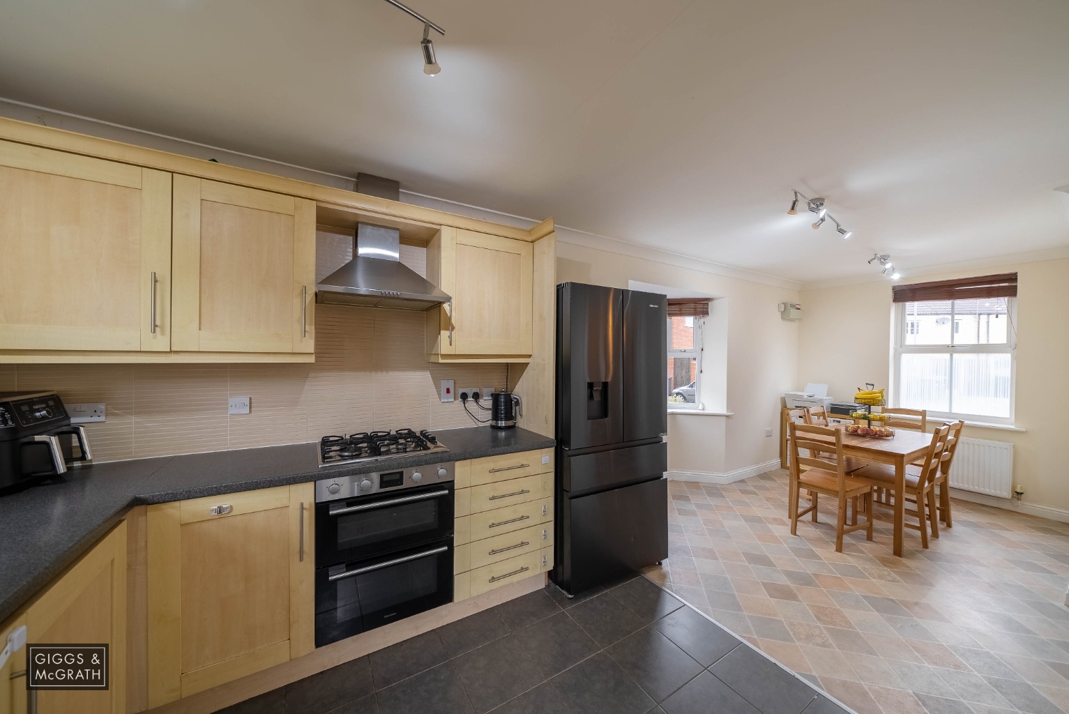 3 bed detached house for sale in The Vale, Huntingdon  - Property Image 2