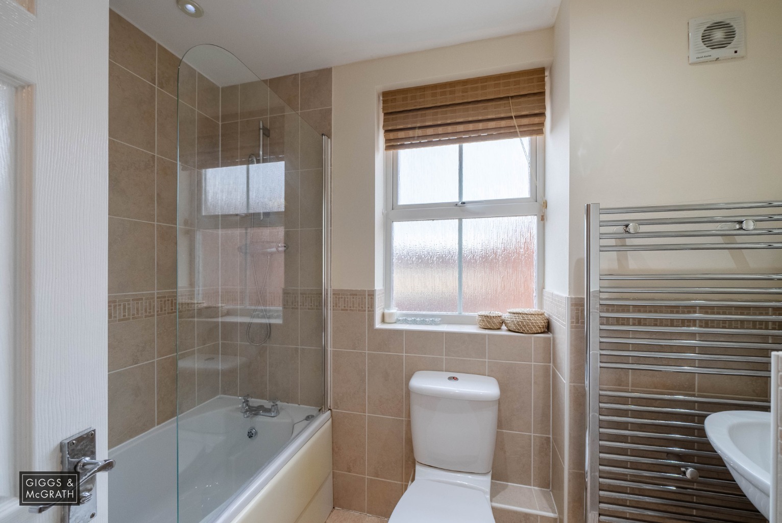 3 bed detached house for sale in The Vale, Huntingdon  - Property Image 14