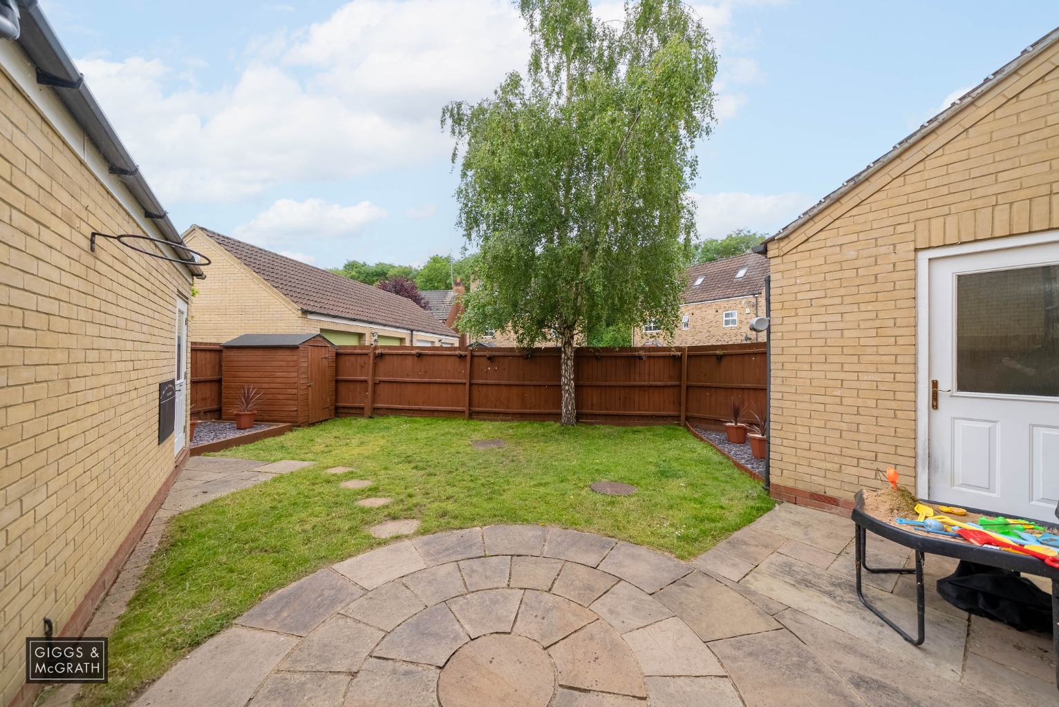 3 bed detached house for sale in The Vale, Huntingdon  - Property Image 16