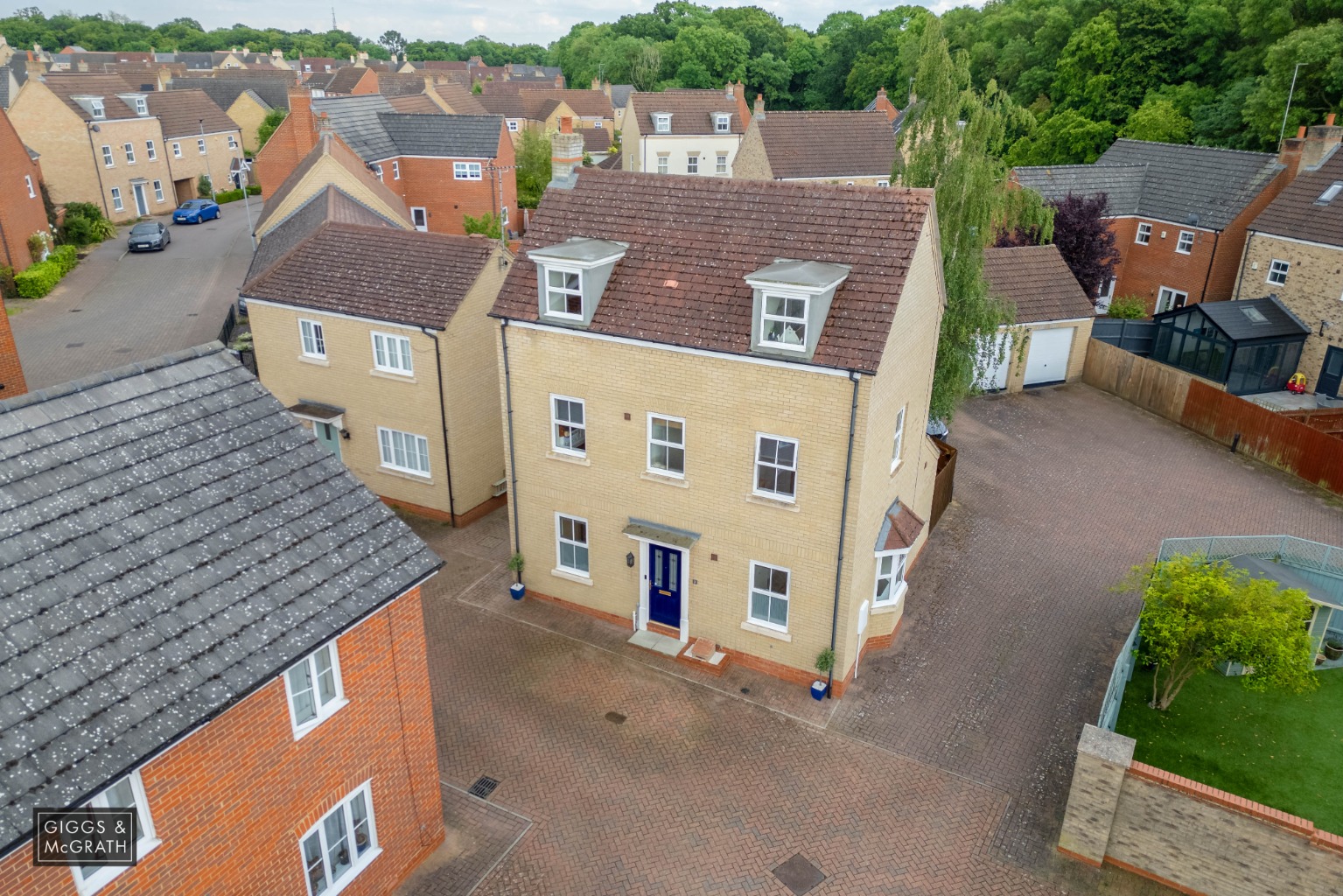 3 bed detached house for sale in The Vale, Huntingdon  - Property Image 19