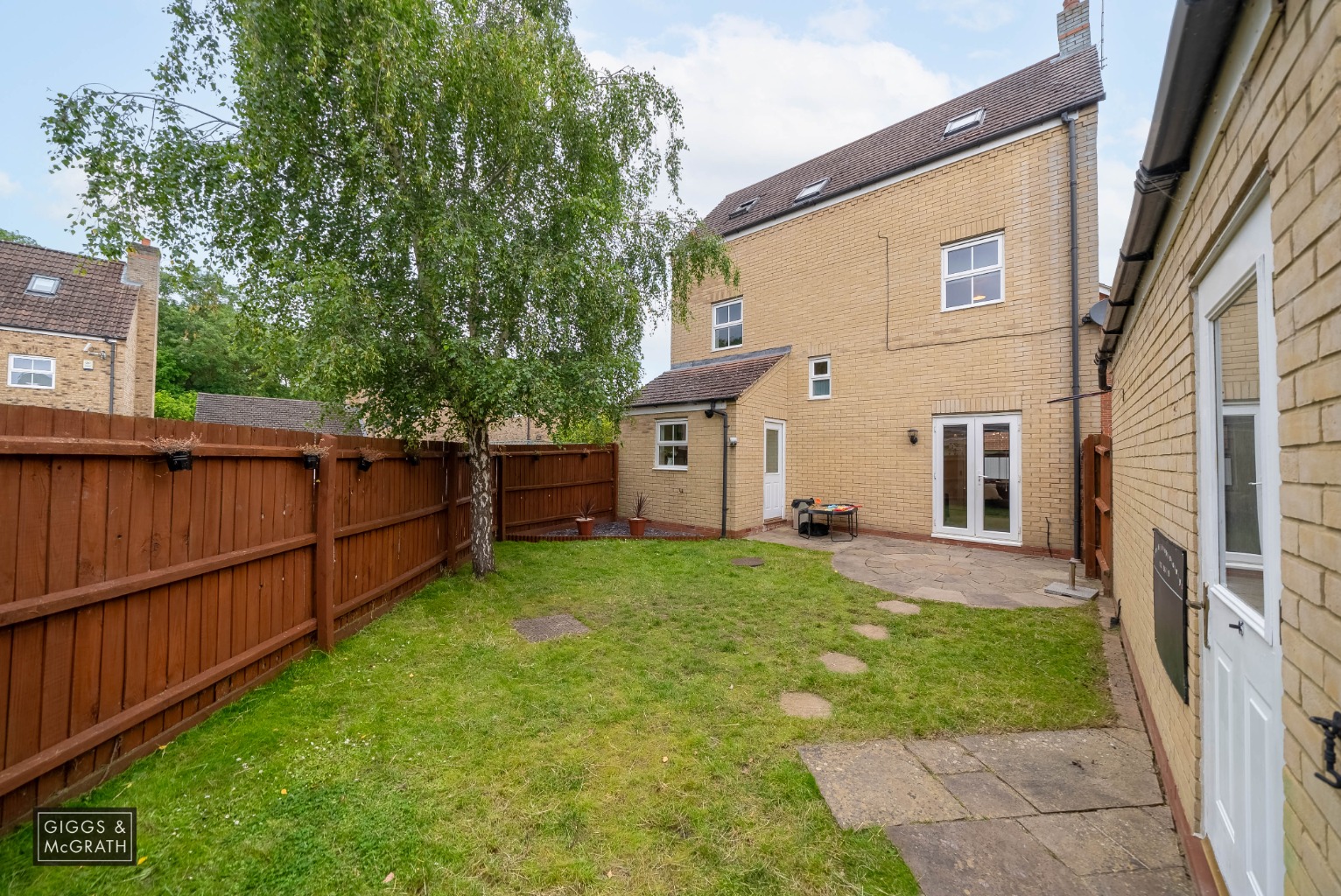 3 bed detached house for sale in The Vale, Huntingdon  - Property Image 15