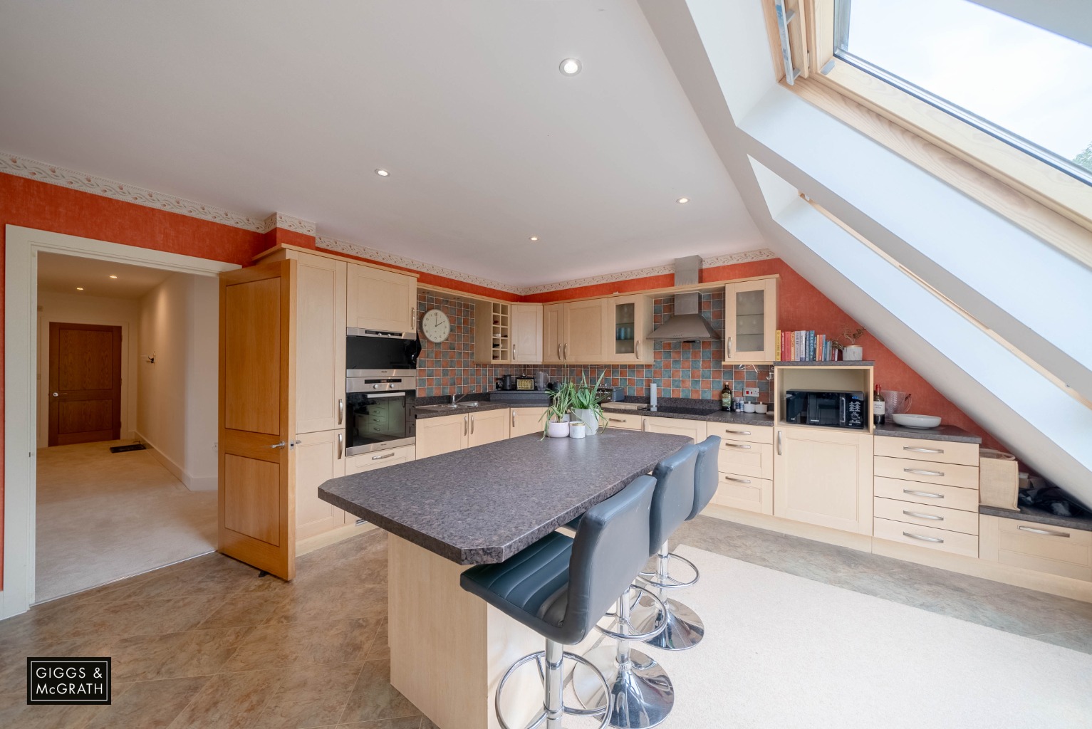 3 bed penthouse for sale in The Hurdles, Huntingdon  - Property Image 3