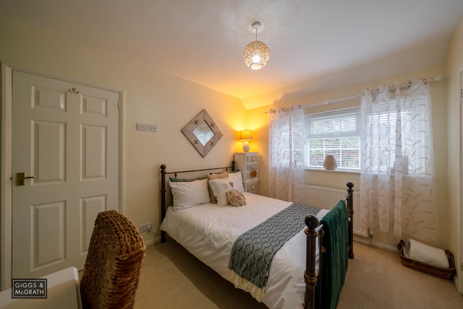 3 bed semi-detached house for sale in Green Leys, St. Ives  - Property Image 22