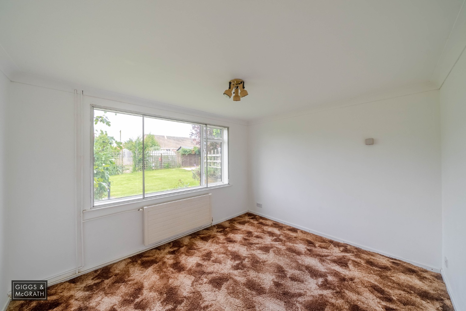 3 bed bungalow for sale in Eaton Close, Huntingdon  - Property Image 7