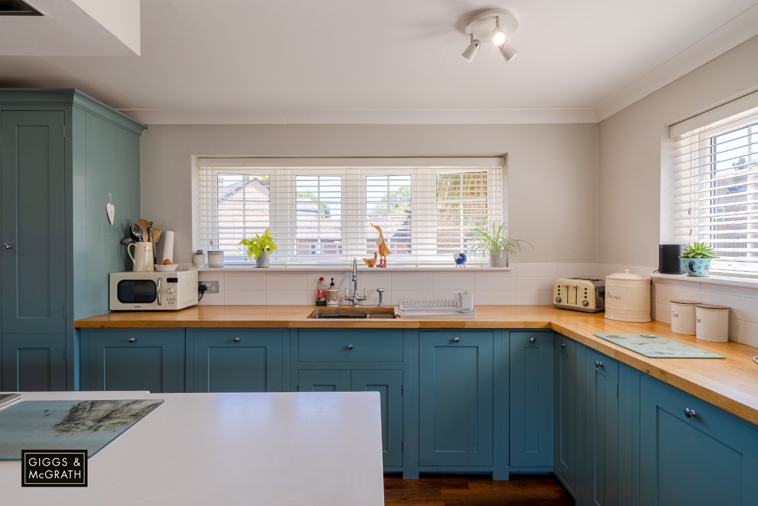 4 bed detached house for sale in Church Street, Huntingdon 4