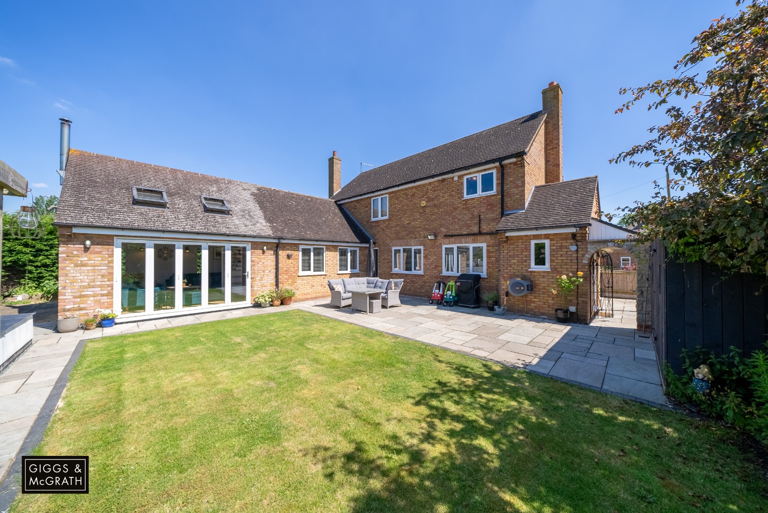 4 bed detached house for sale in Church Street, Huntingdon  - Property Image 7