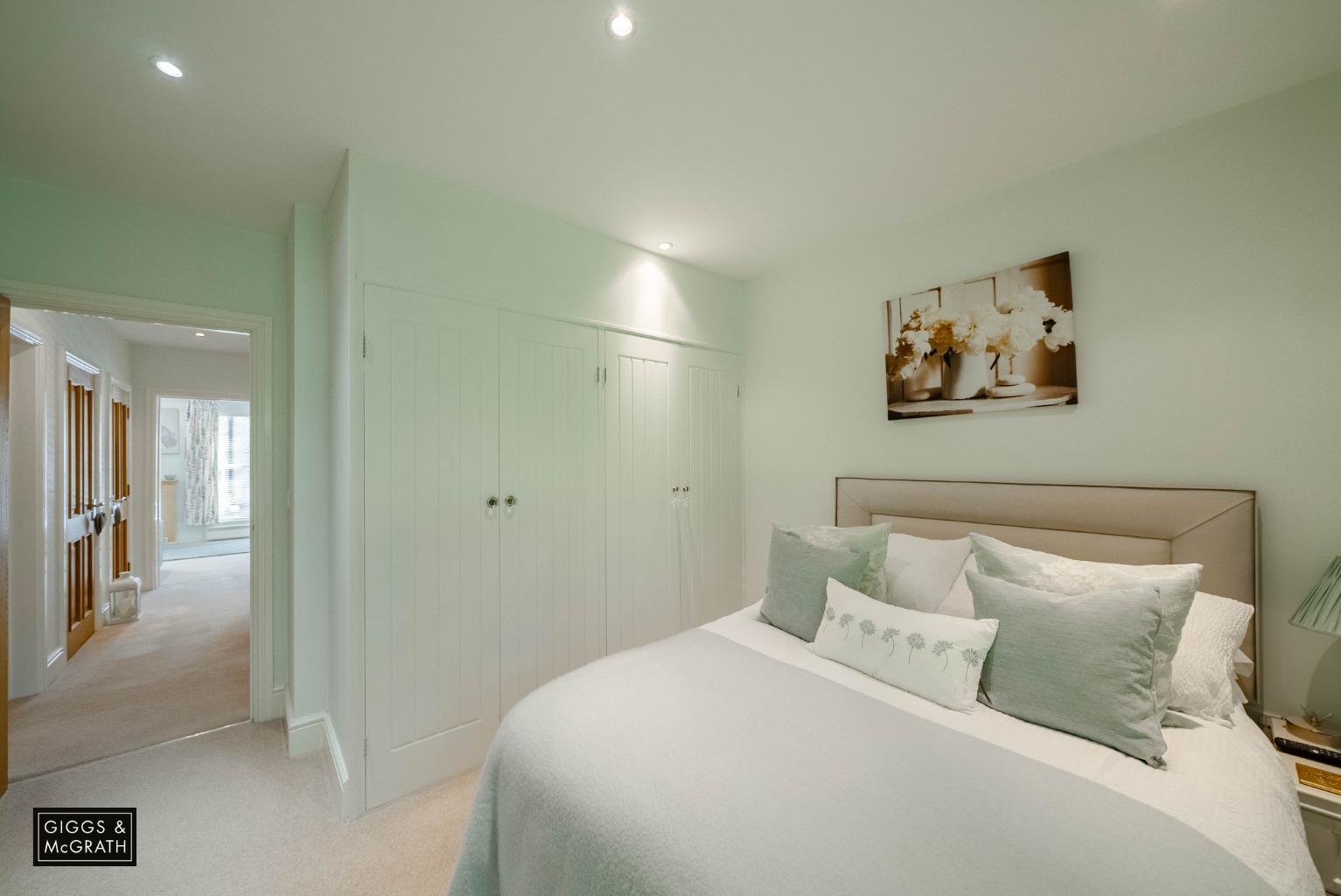 2 bed ground floor flat for sale in Thicket Road, Huntingdon 10