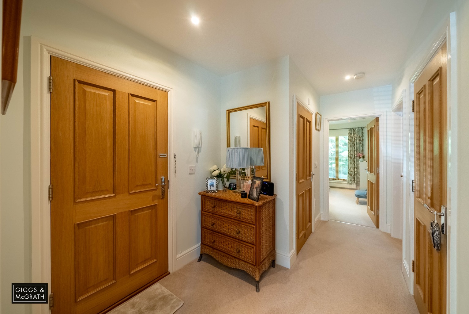 2 bed ground floor flat for sale in Thicket Road, Huntingdon  - Property Image 5