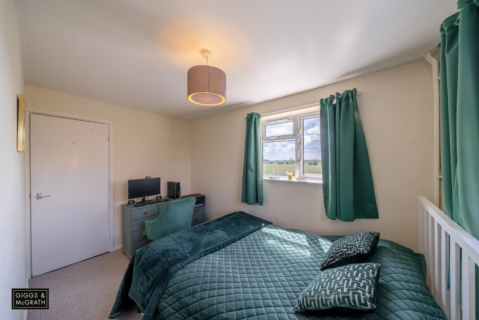 2 bed end of terrace house for sale in Bath Crescent, Huntingdon 9