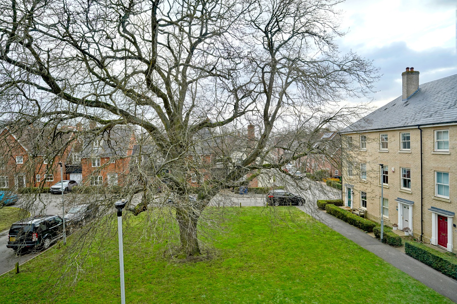 4 bed town house for sale in South Park Drive, Cambridge  - Property Image 2