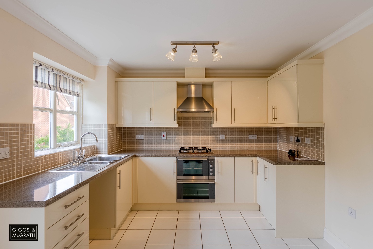 4 bed town house for sale in South Park Drive, Cambridge  - Property Image 10
