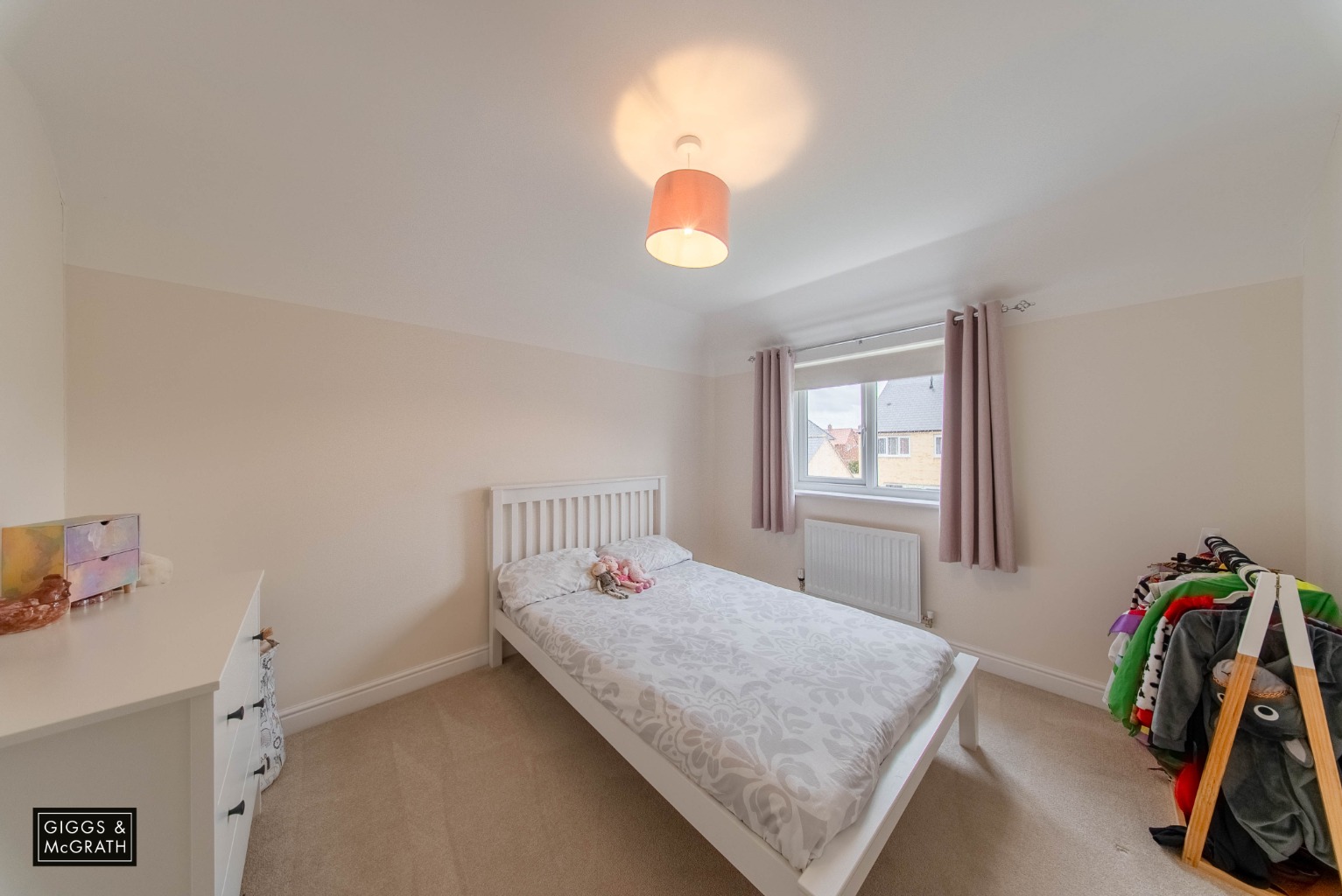 4 bed detached house for sale in Tiptoff Close, Huntingdon  - Property Image 13
